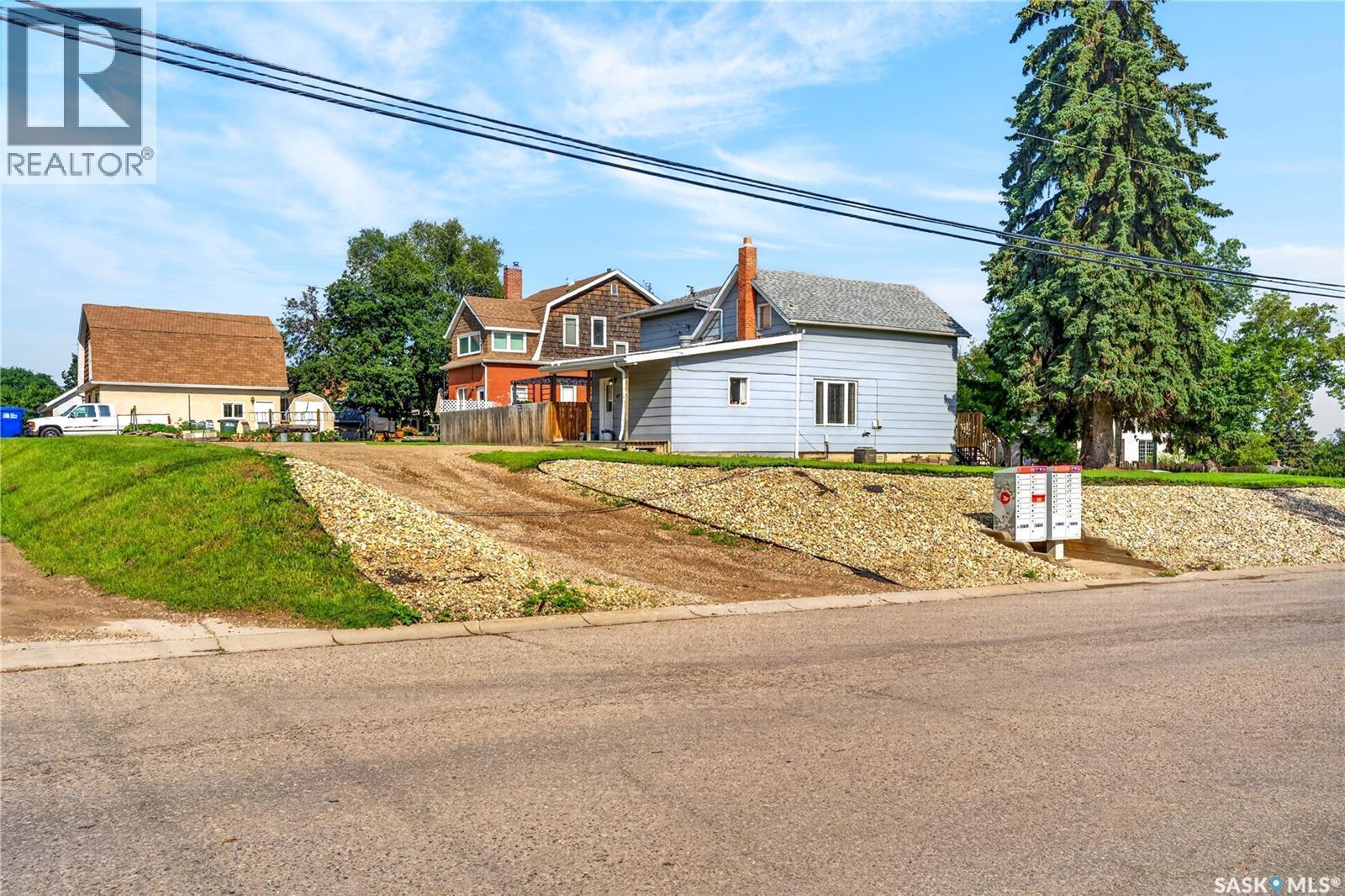 477 22Nd Street E, Prince Albert, SK - Outdoor