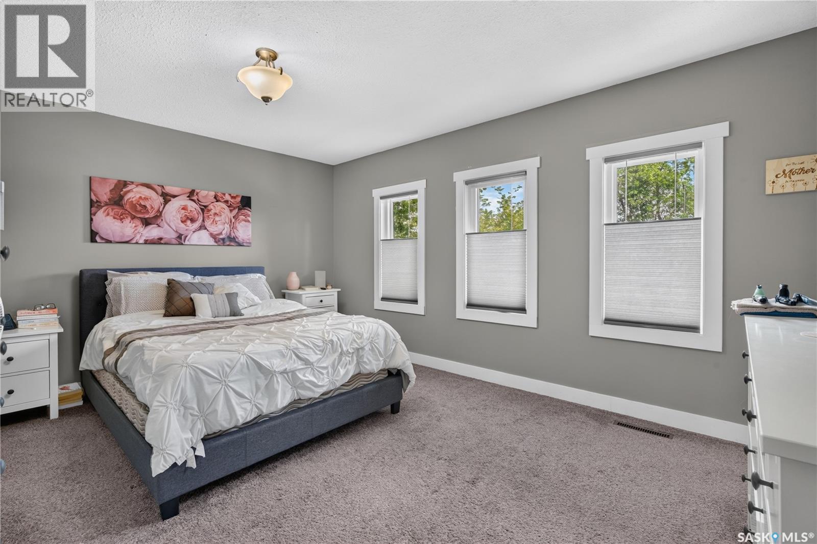 477 22Nd Street E, Prince Albert, SK - Indoor Photo Showing Bedroom
