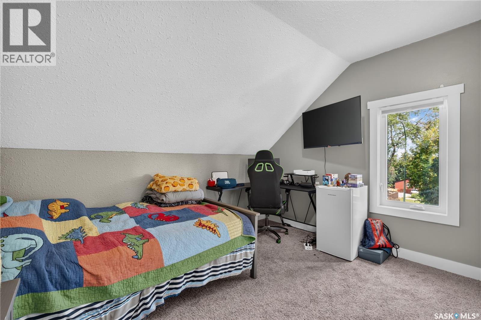 477 22Nd Street E, Prince Albert, SK - Indoor Photo Showing Bedroom