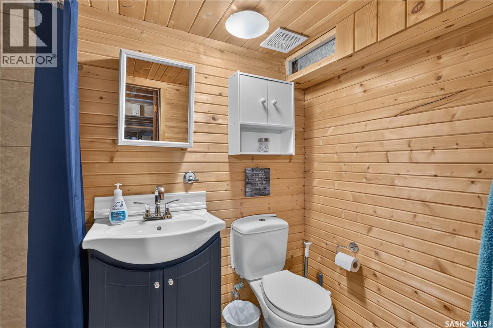 477 22Nd Street E, Prince Albert, SK - Indoor Photo Showing Bathroom