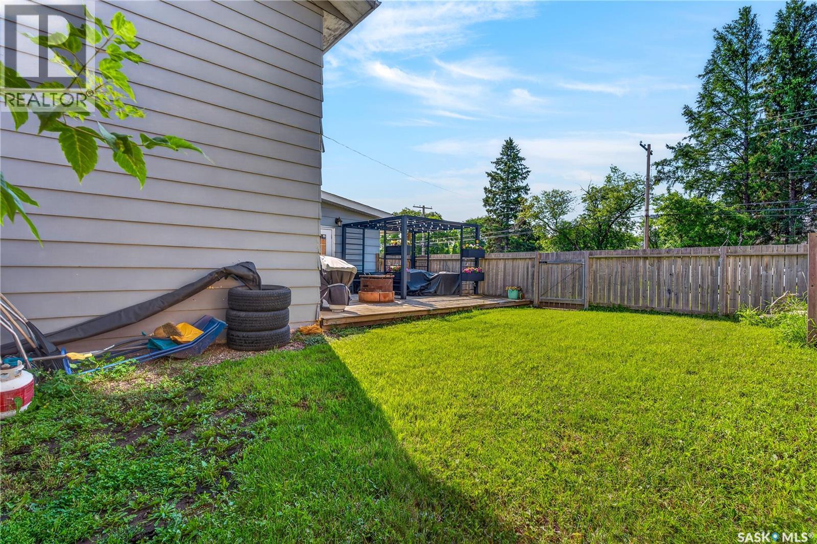 477 22Nd Street E, Prince Albert, SK - Outdoor