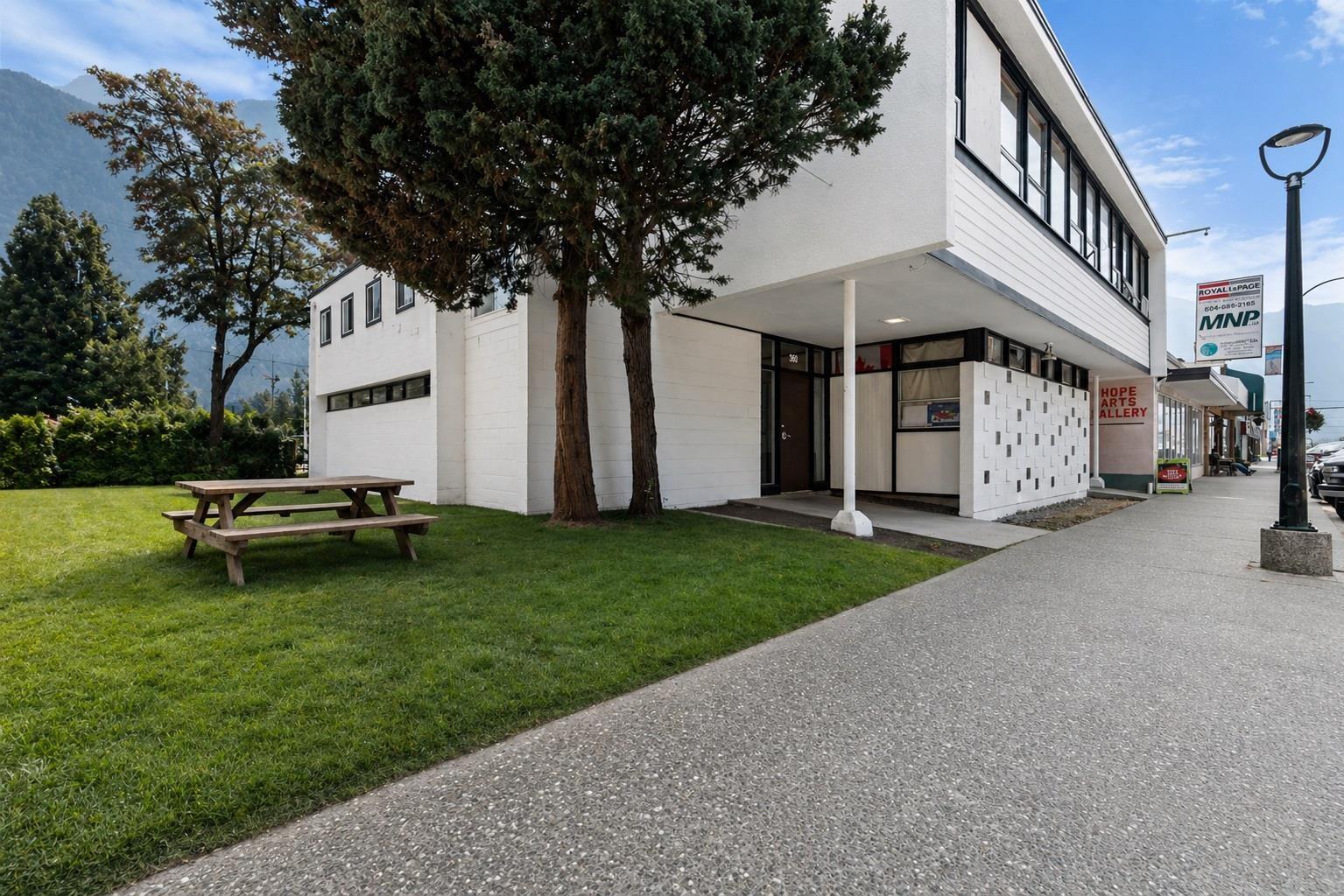 360 Wallace Street|Hope, Hope, BC - Outdoor