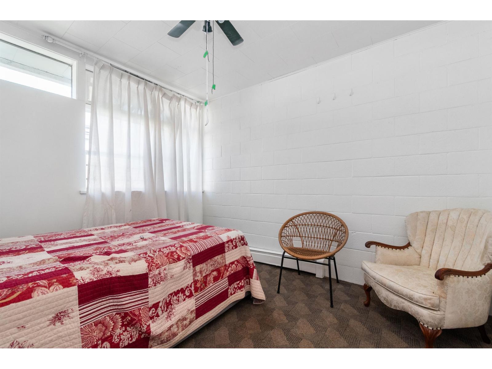 360 Wallace Street|Hope, Hope, BC - Indoor Photo Showing Bedroom