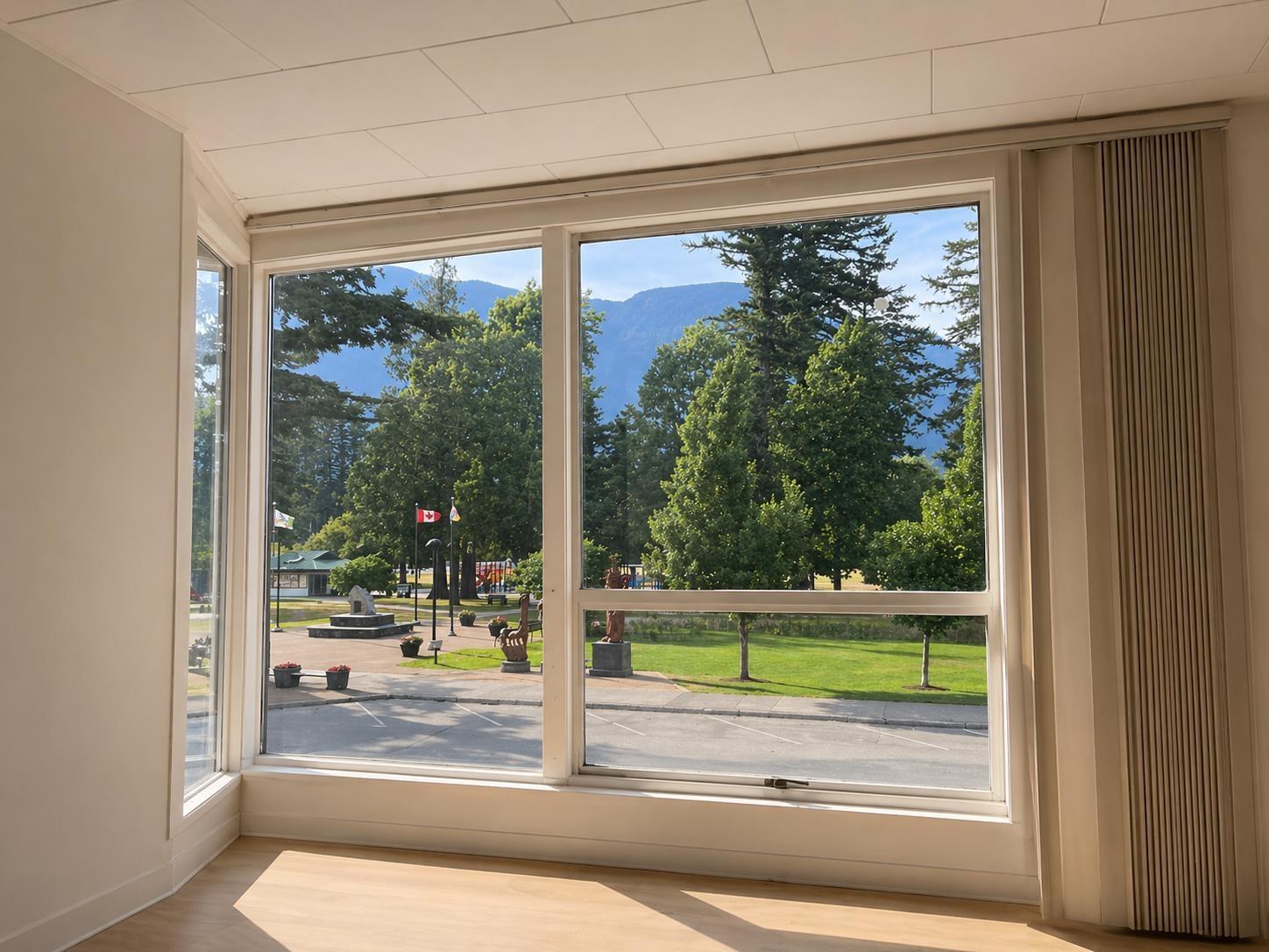 360 Wallace Street|Hope, Hope, BC - Indoor Photo Showing Other Room