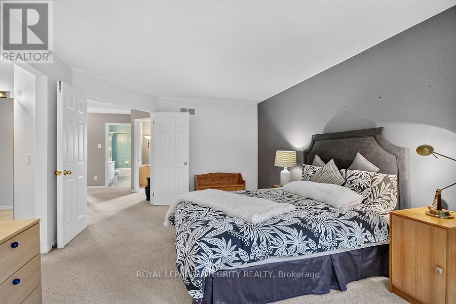 Primary Bedroom - 76 Saddlehorn Crescent, Ottawa, ON - Indoor Photo Showing Bedroom