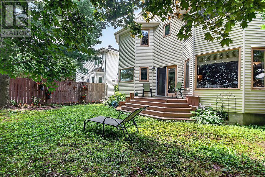 Exterior Back - 76 Saddlehorn Crescent, Ottawa, ON - Outdoor