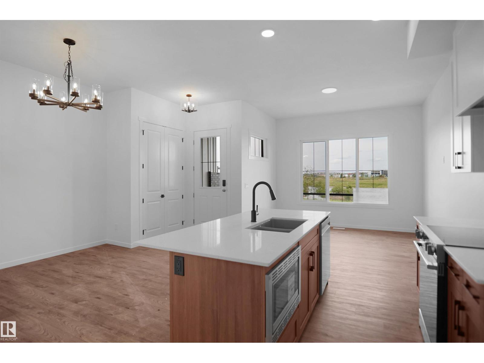 7523 Observer Ln Nw, Edmonton, AB