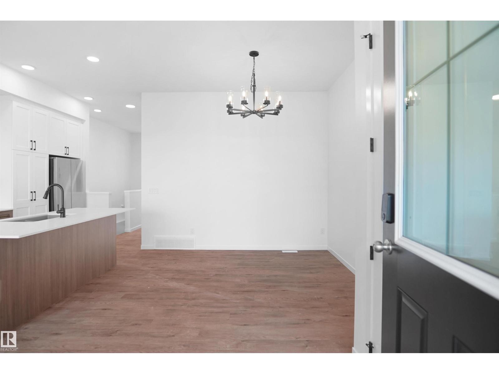 7523 Observer Ln Nw, Edmonton, AB