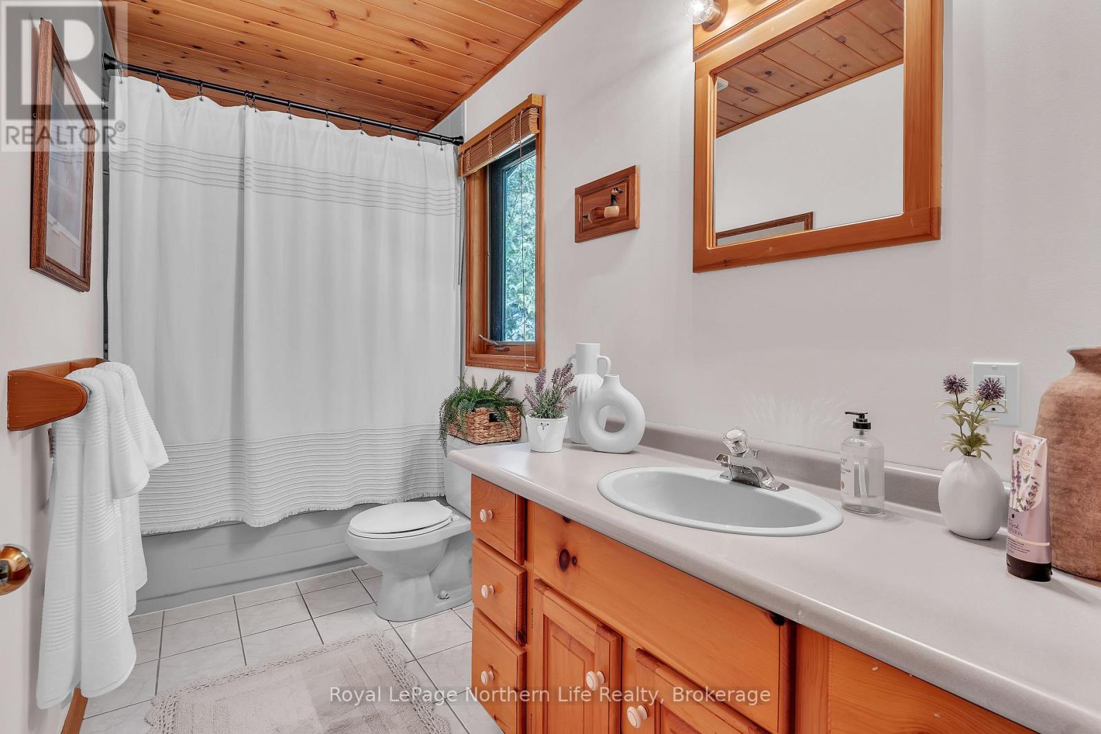 133 Harrison Road, Nipissing, ON - Indoor Photo Showing Bathroom