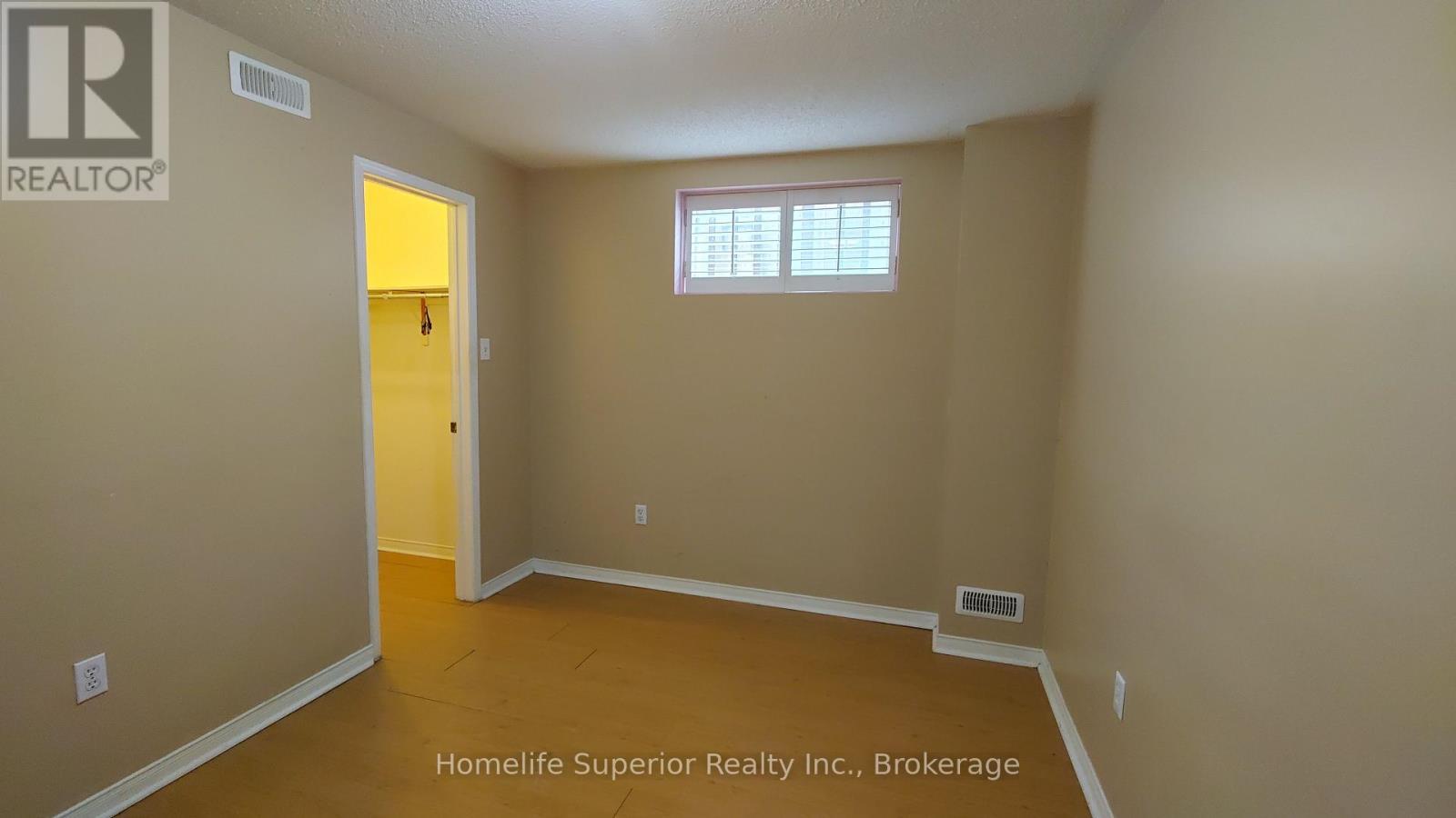 17 Summerfield Crescent, Brampton (Brampton West), ON - Indoor Photo Showing Other Room