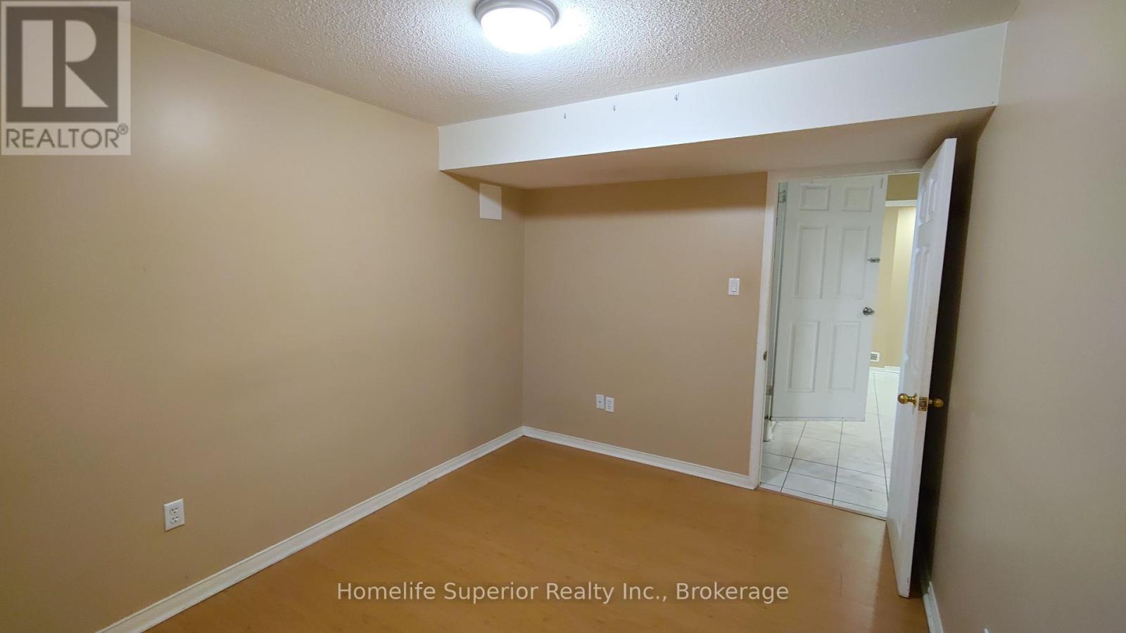 17 Summerfield Crescent, Brampton (Brampton West), ON - Indoor Photo Showing Other Room