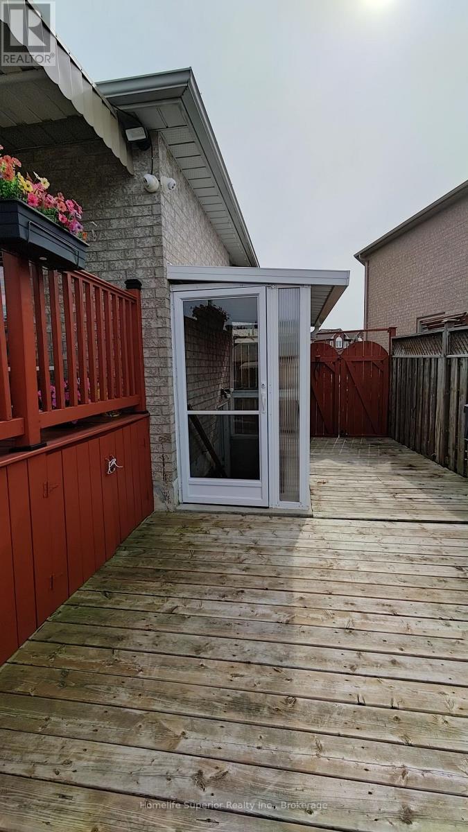 17 Summerfield Crescent, Brampton (Brampton West), ON - Outdoor With Exterior