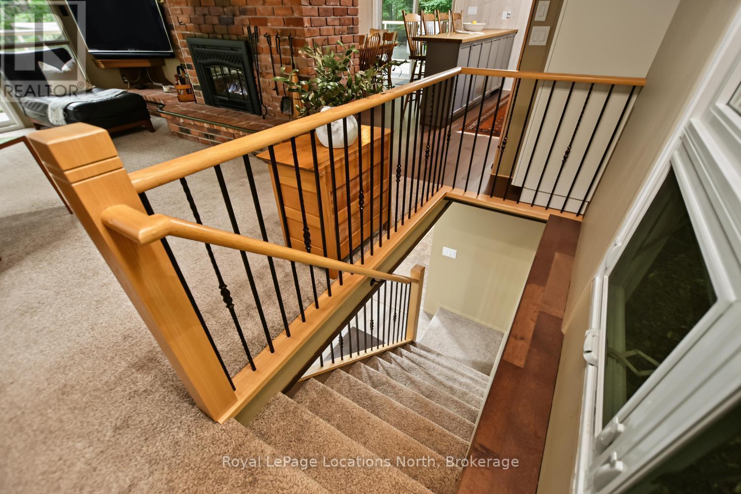 143 St Moritz Crescent, Blue Mountains, ON - Photo Showing Other Room