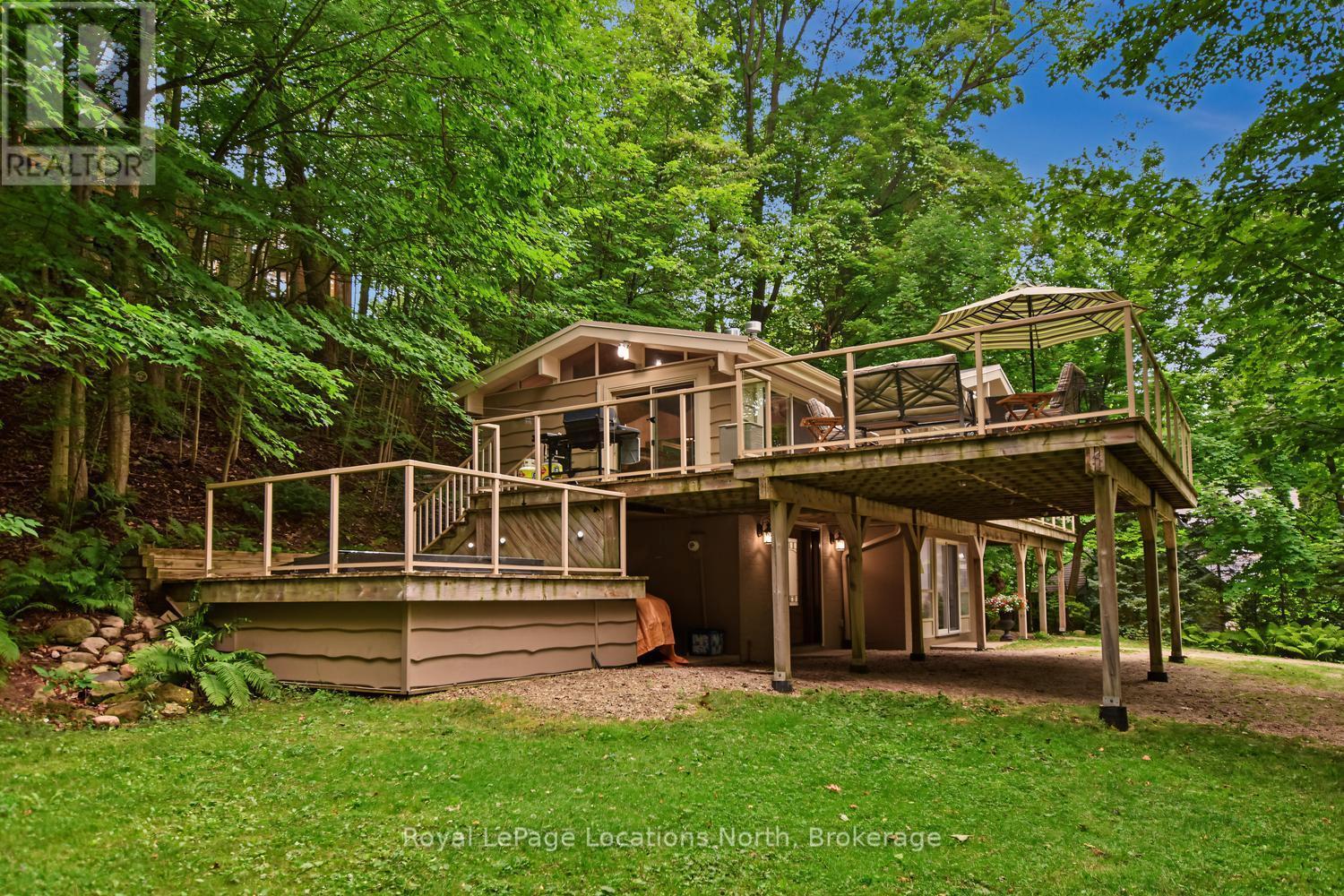 143 St Moritz Crescent, Blue Mountains, ON - Outdoor With Deck Patio Veranda
