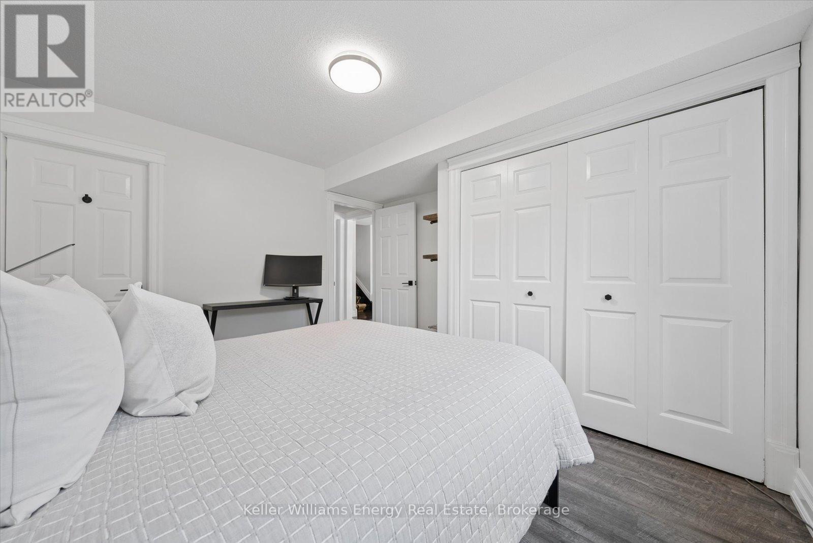 8280 Albert Court, Hamilton Township, ON - Indoor Photo Showing Bedroom