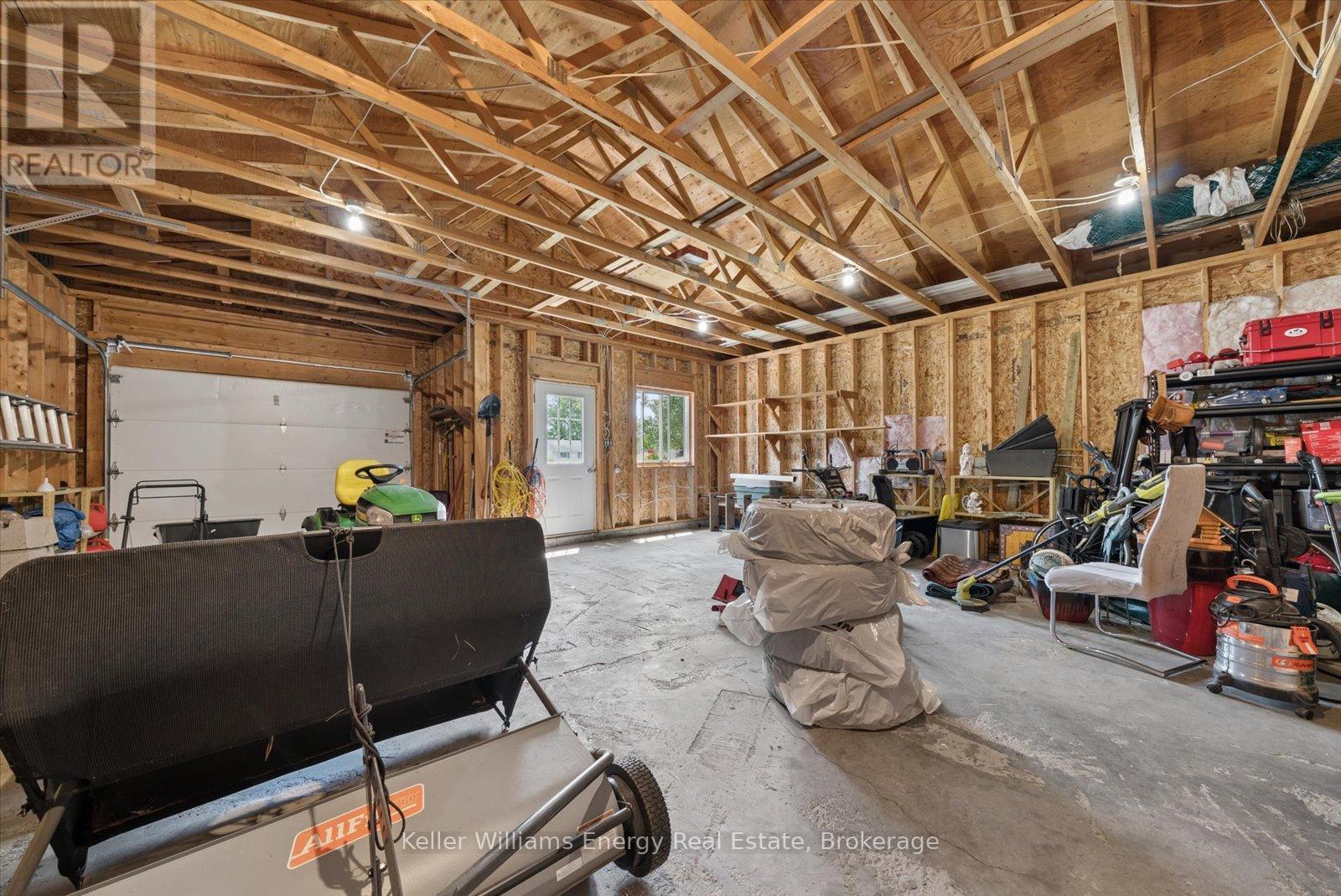 8280 Albert Court, Hamilton Township, ON - Indoor