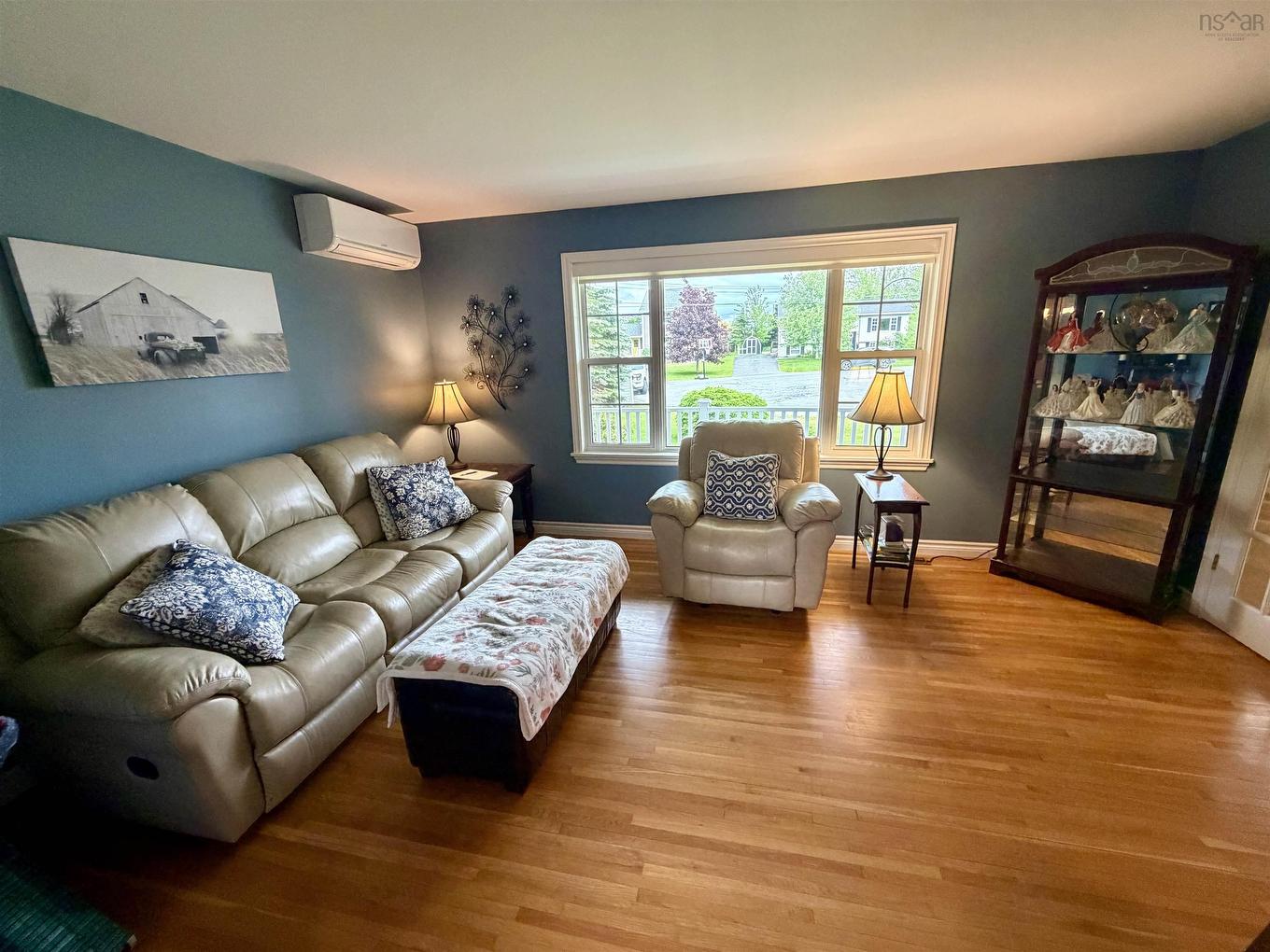 33 Crockett Court, Antigonish, NS - Indoor Photo Showing Living Room