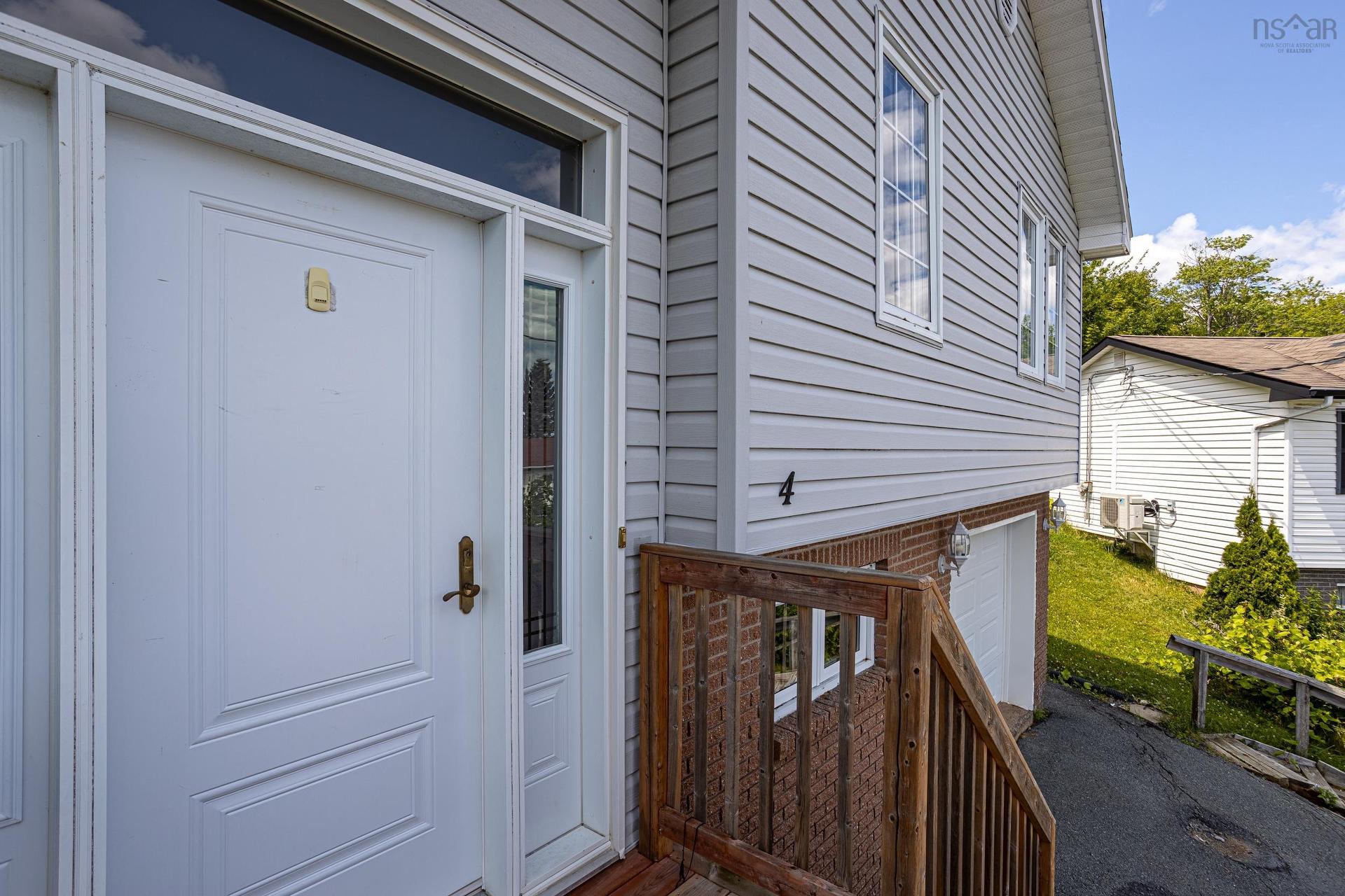 4 Ocono Court, Dartmouth, NS - Outdoor With Exterior