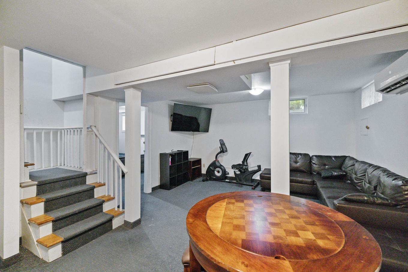58 Brackley Point Road Road, Charlottetown, PE - Indoor