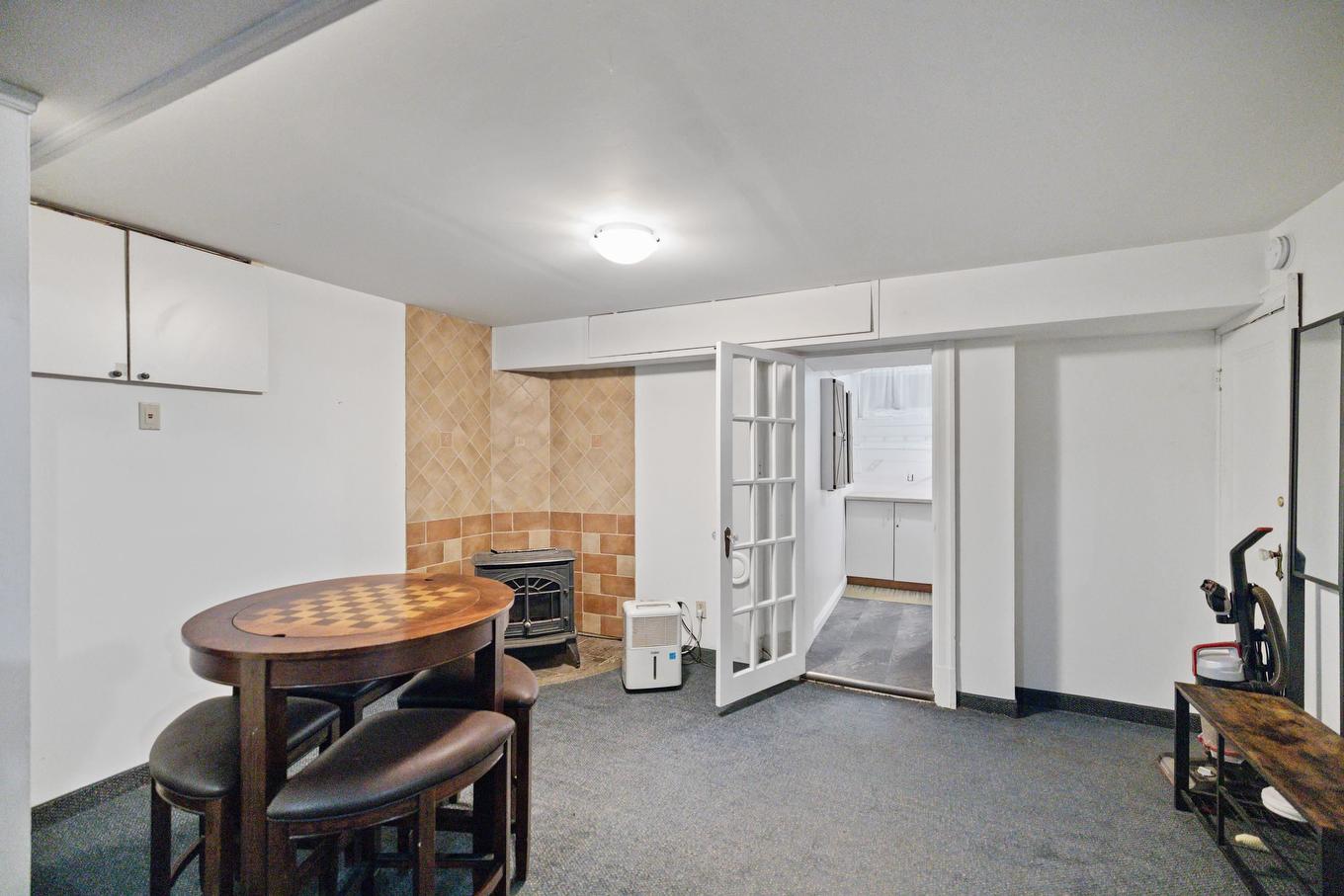 58 Brackley Point Road Road, Charlottetown, PE - Indoor