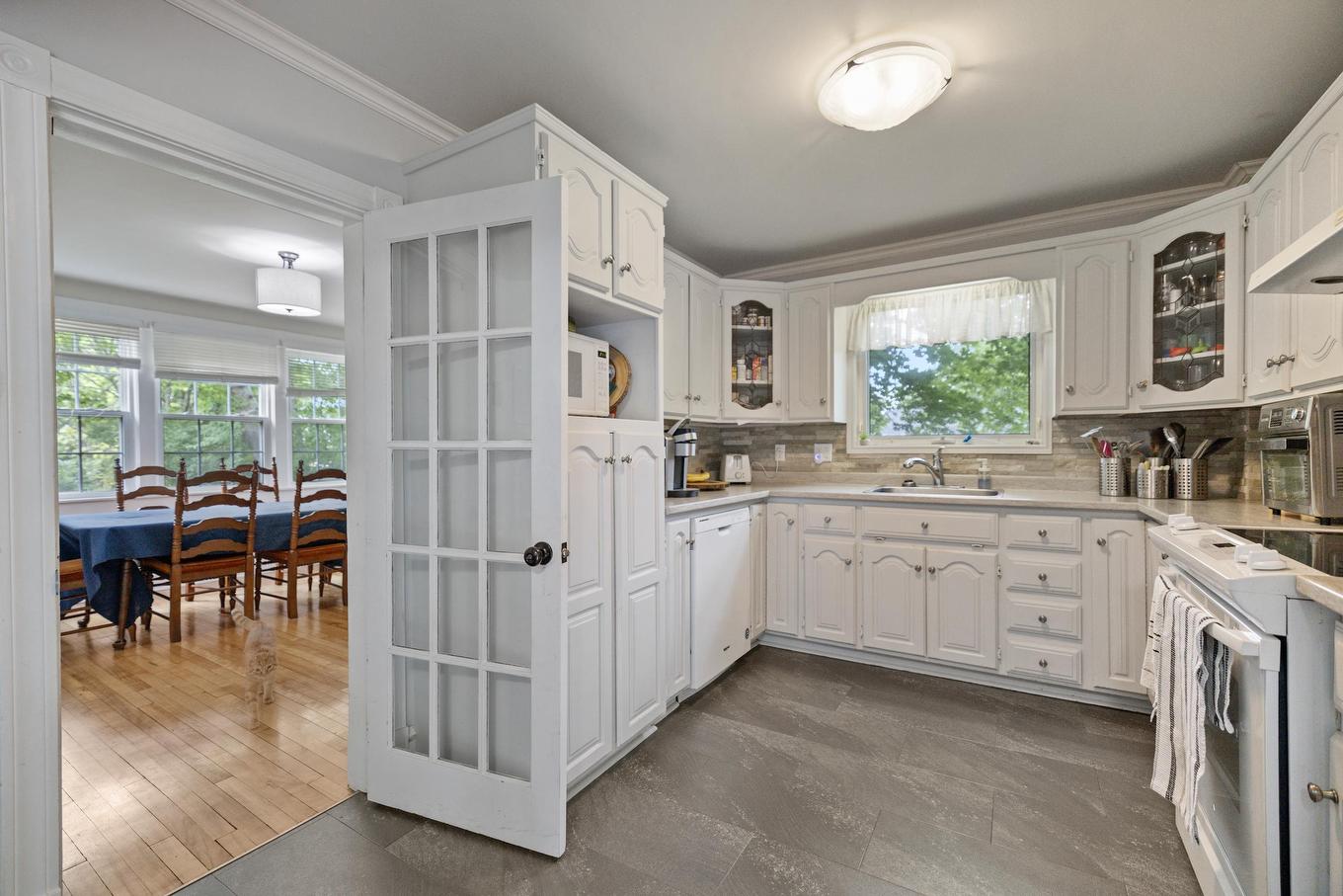 58 Brackley Point Road Road, Charlottetown, PE - Indoor Photo Showing Kitchen