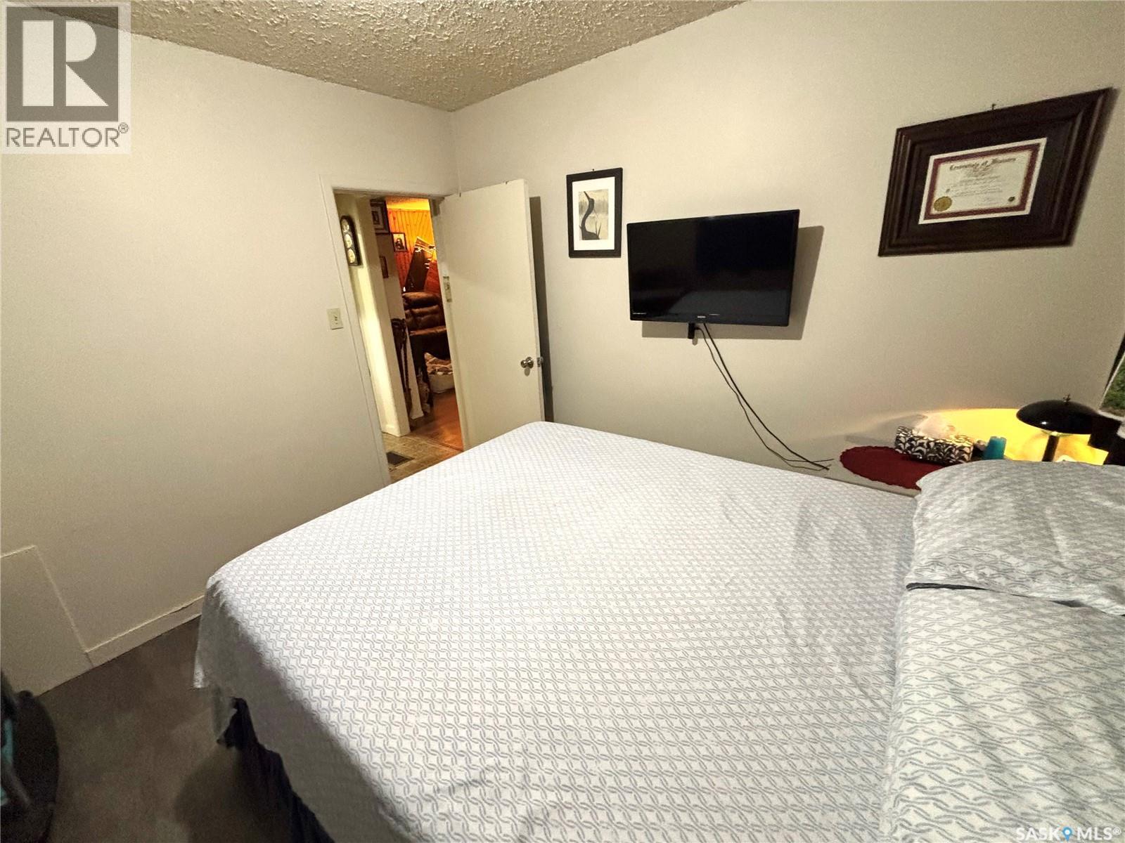465 1St Avenue S, Duck Lake, SK - Indoor Photo Showing Bedroom