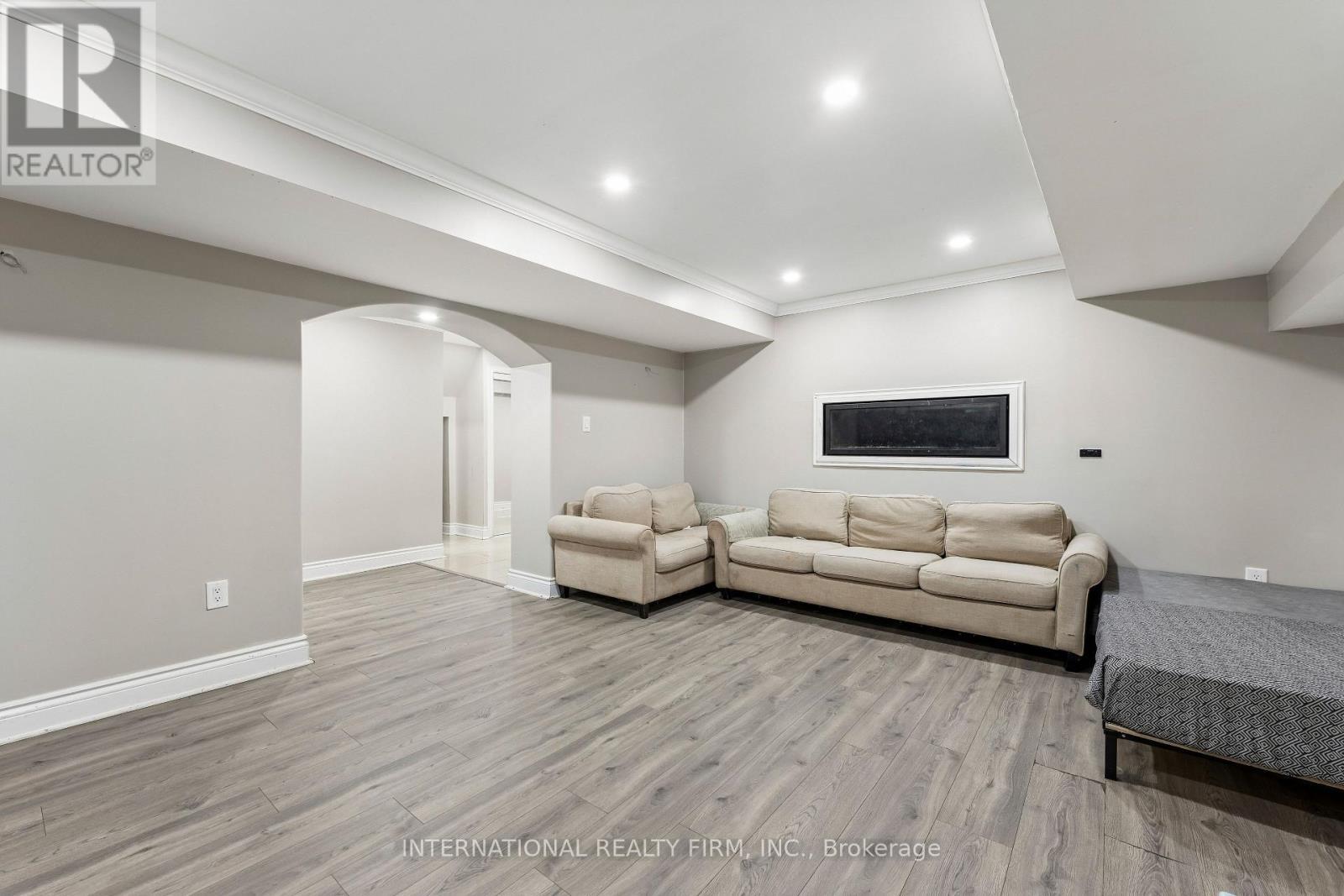 8 Redwillow Road, Brampton, ON - Indoor