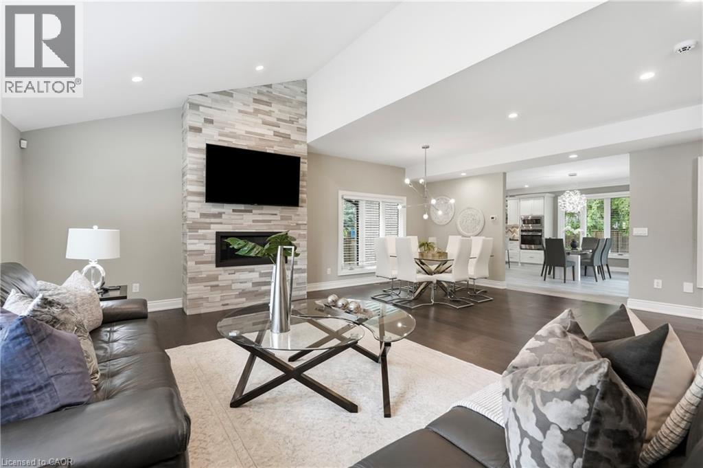 332 Woodworth Drive W, Ancaster, ON - Indoor Photo Showing Living Room With Fireplace