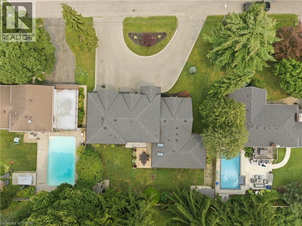 332 Woodworth Drive W, Ancaster, ON - With View