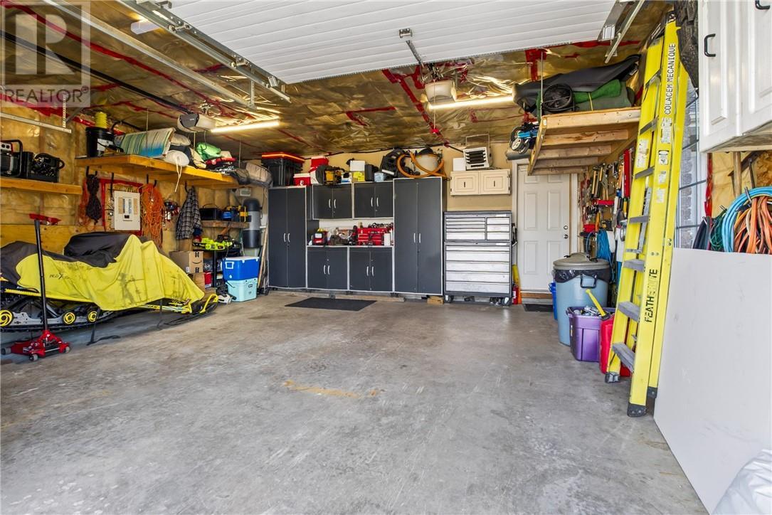 3101 River Road, Val Caron, ON - Indoor Photo Showing Garage