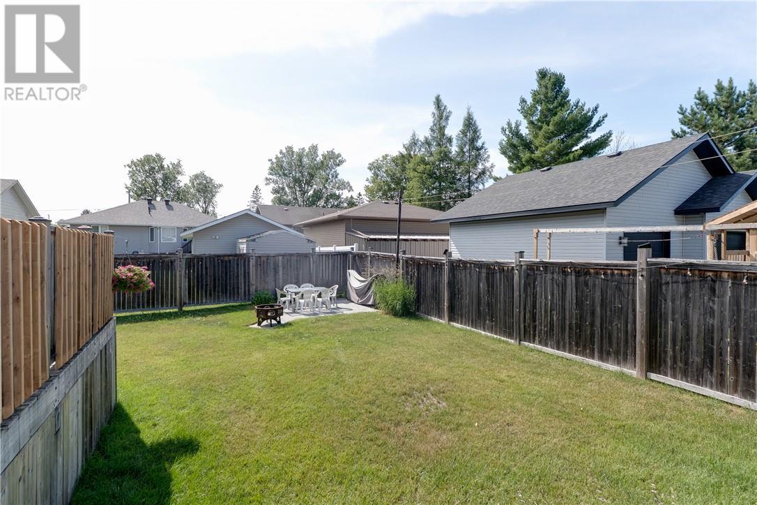 3101 River Road, Val Caron, ON - Outdoor