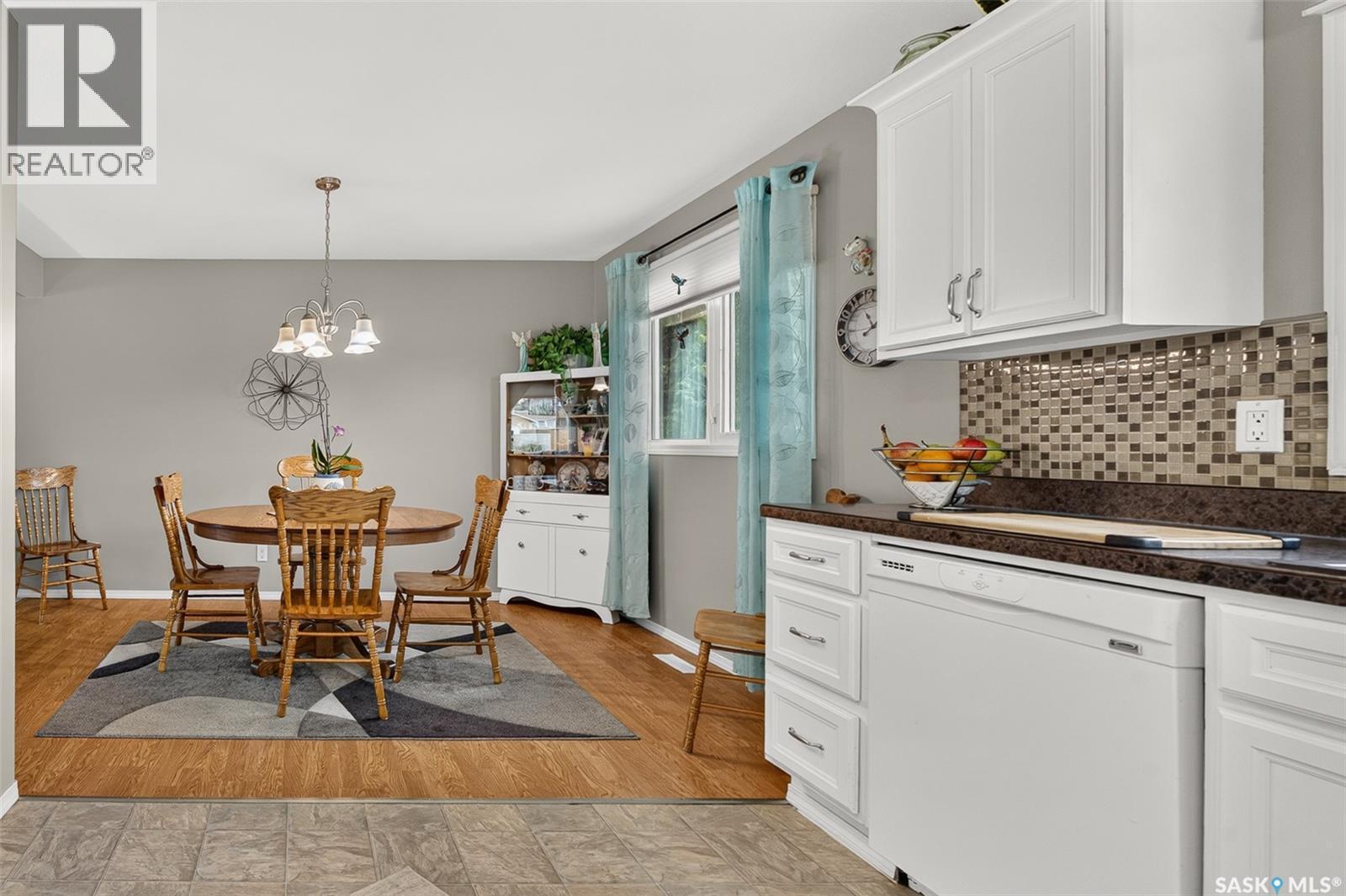 1331 Athabasca Street W, Moose Jaw, SK - Indoor Photo Showing Other Room