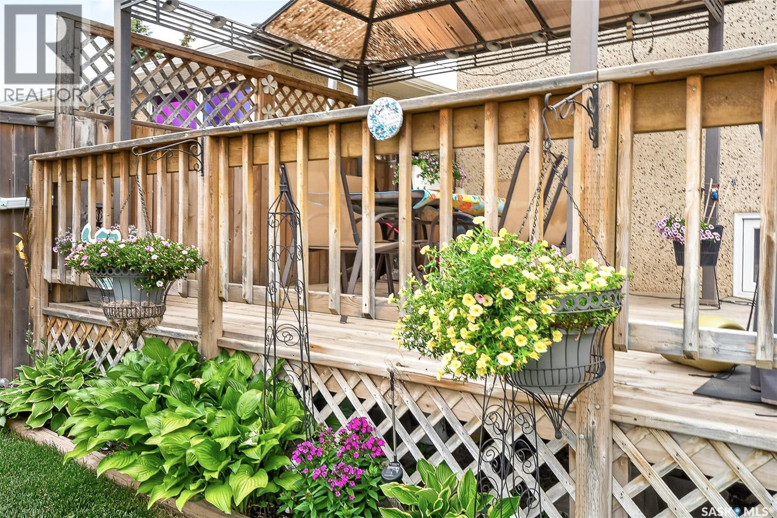 1331 Athabasca Street W, Moose Jaw, SK - Outdoor With Deck Patio Veranda