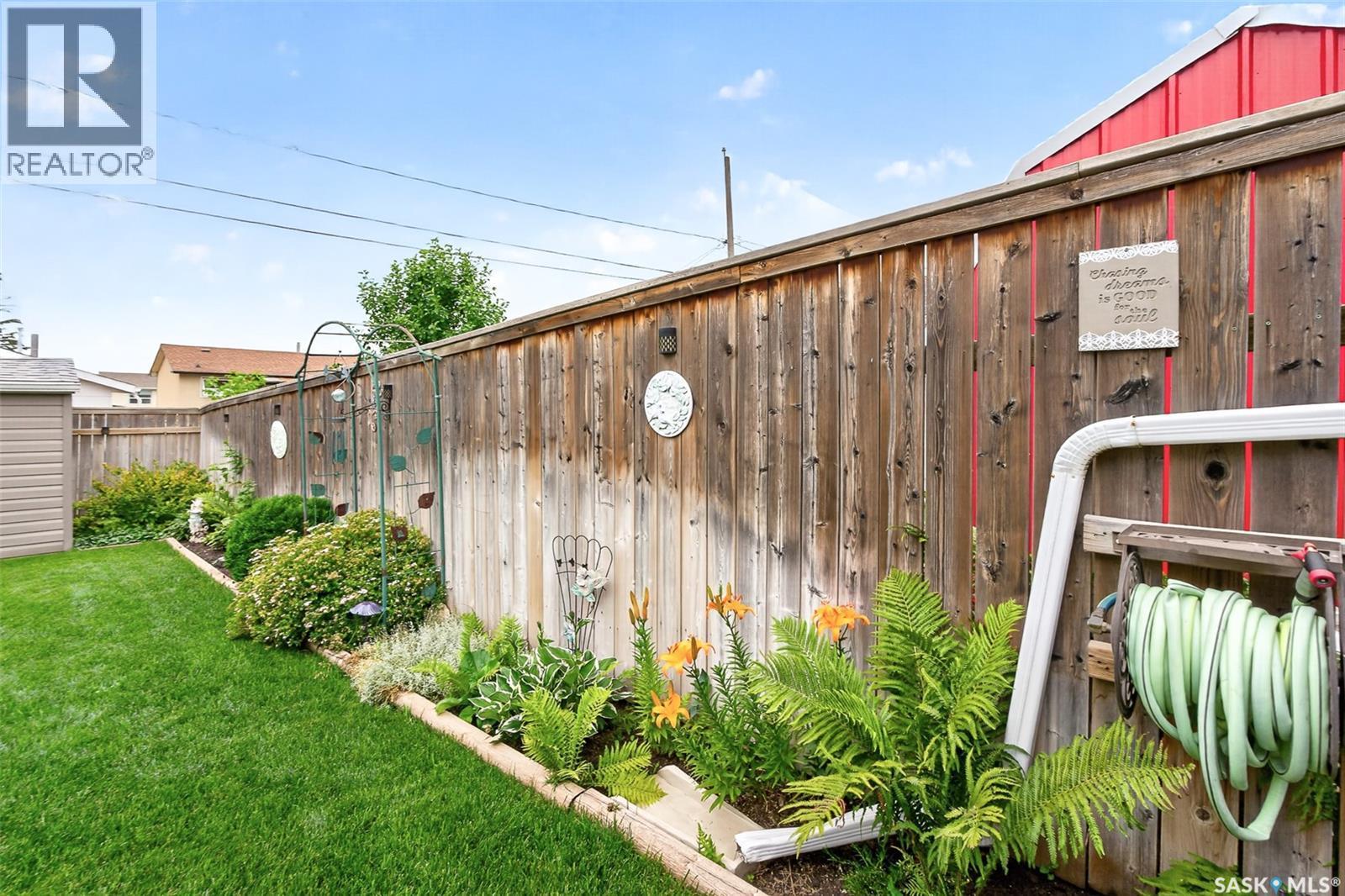1331 Athabasca Street W, Moose Jaw, SK - Outdoor