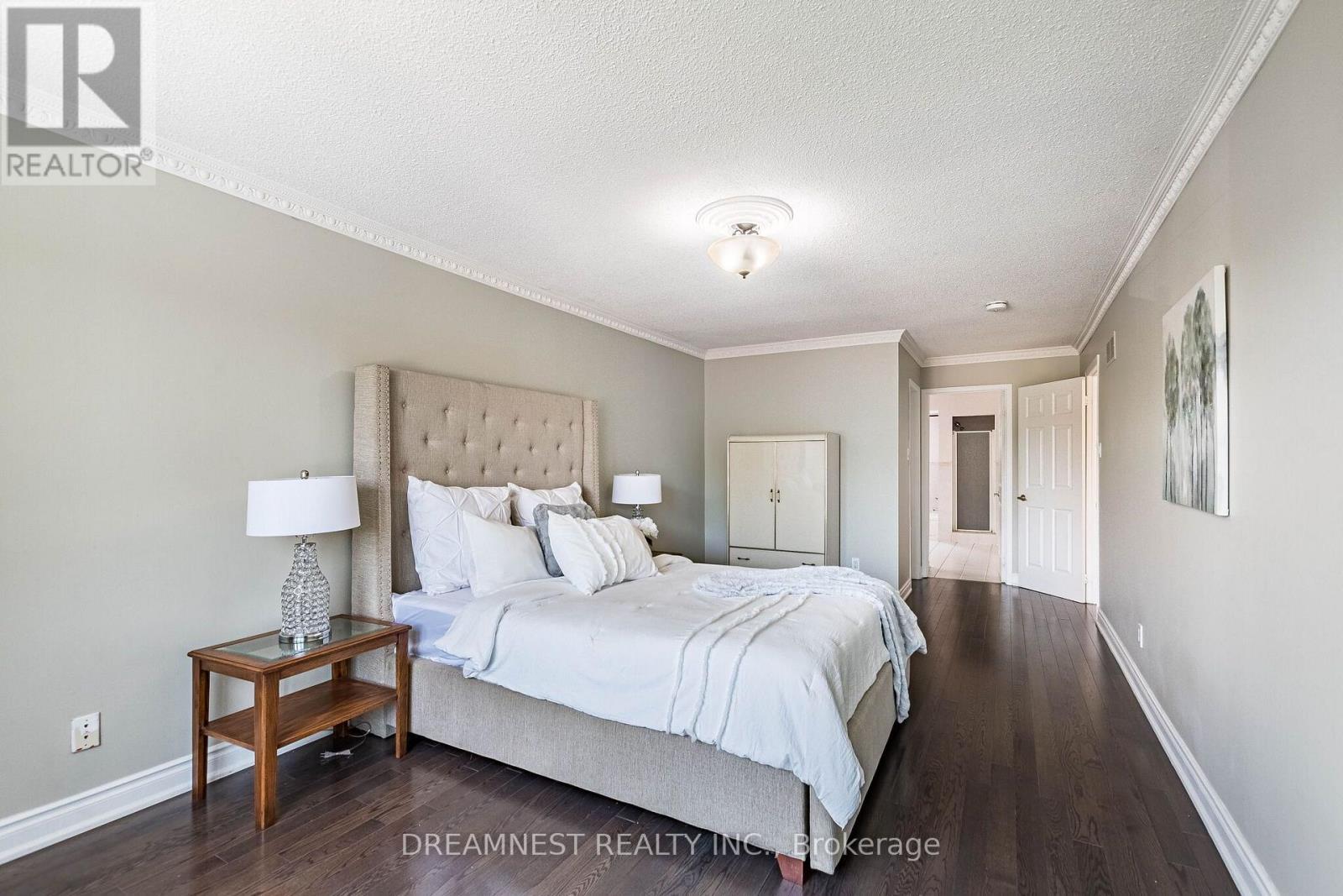 5959 Ladyburn Crescent, Mississauga, ON - Indoor Photo Showing Bedroom
