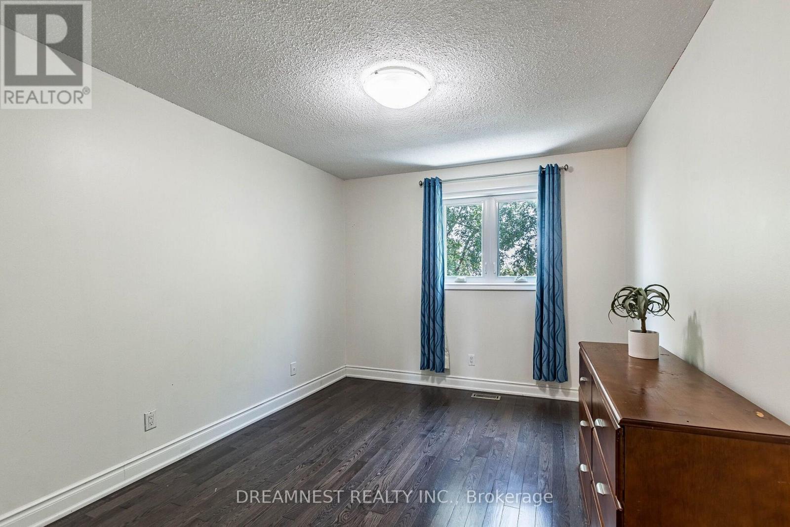 5959 Ladyburn Crescent, Mississauga, ON - Indoor Photo Showing Other Room