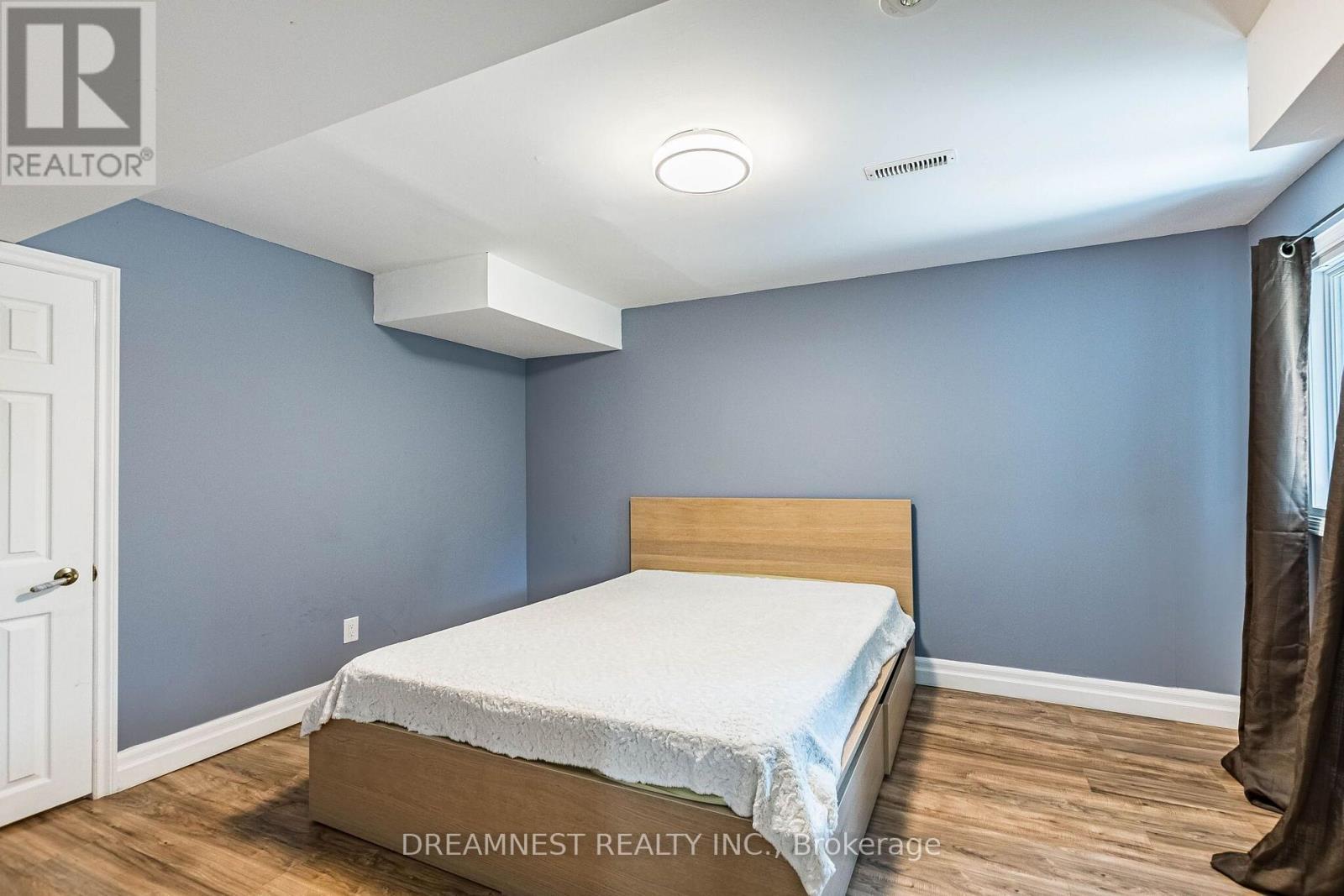 5959 Ladyburn Crescent, Mississauga, ON - Indoor Photo Showing Bedroom