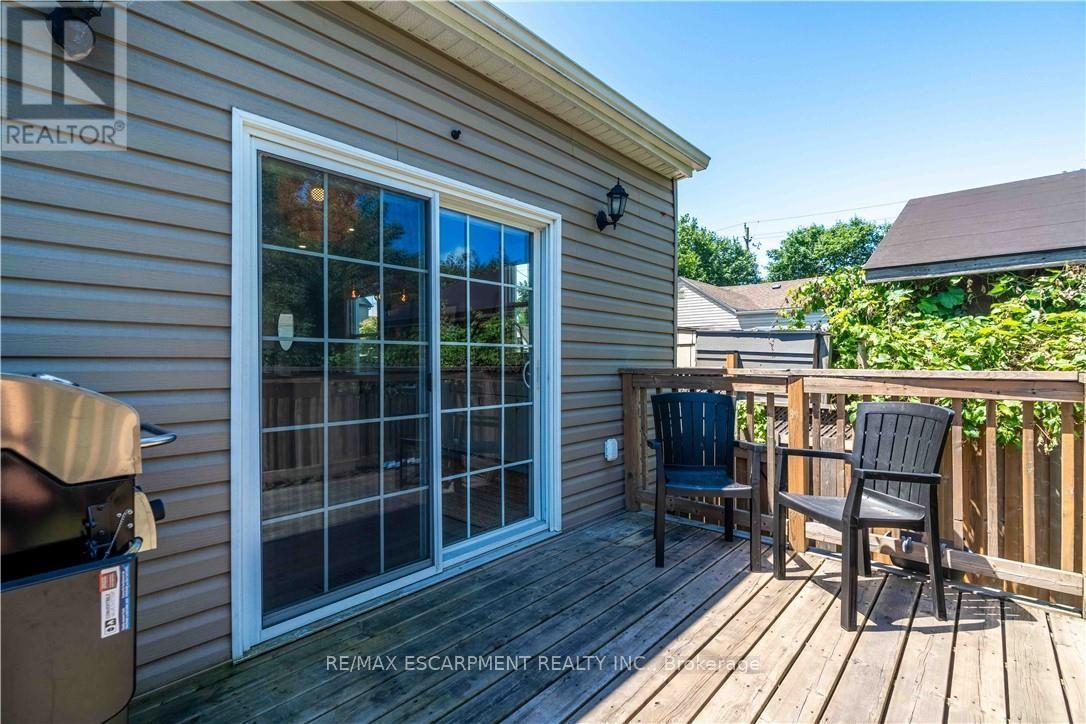195 Wood Street E, Hamilton, ON - Outdoor With Deck Patio Veranda With Exterior