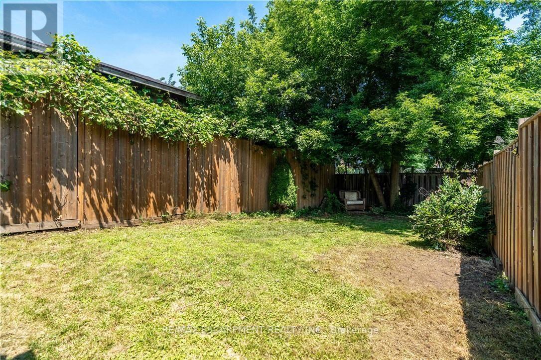 195 Wood Street E, Hamilton, ON - Outdoor