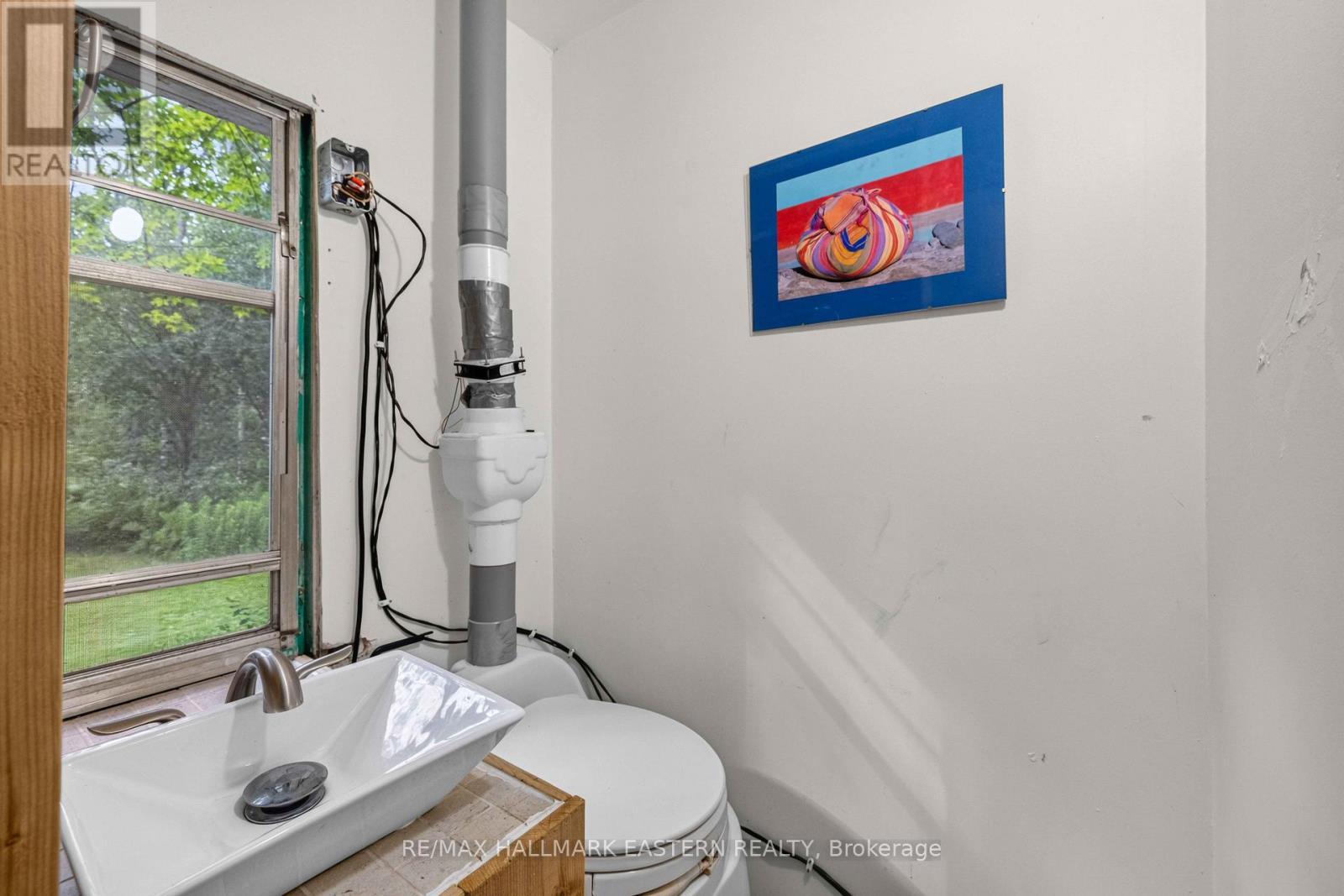 Main cottage bathroom - 730 Mervin Line, Cavan Monaghan (Cavan-Monaghan), ON - Indoor Photo Showing Bathroom