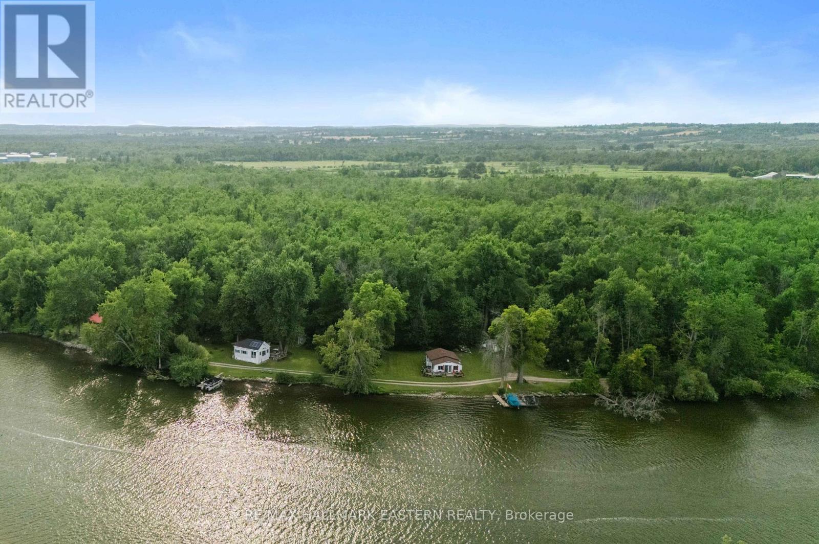 Only one neighbour on each side - 730 Mervin Line, Cavan Monaghan (Cavan-Monaghan), ON - Outdoor With Body Of Water With View