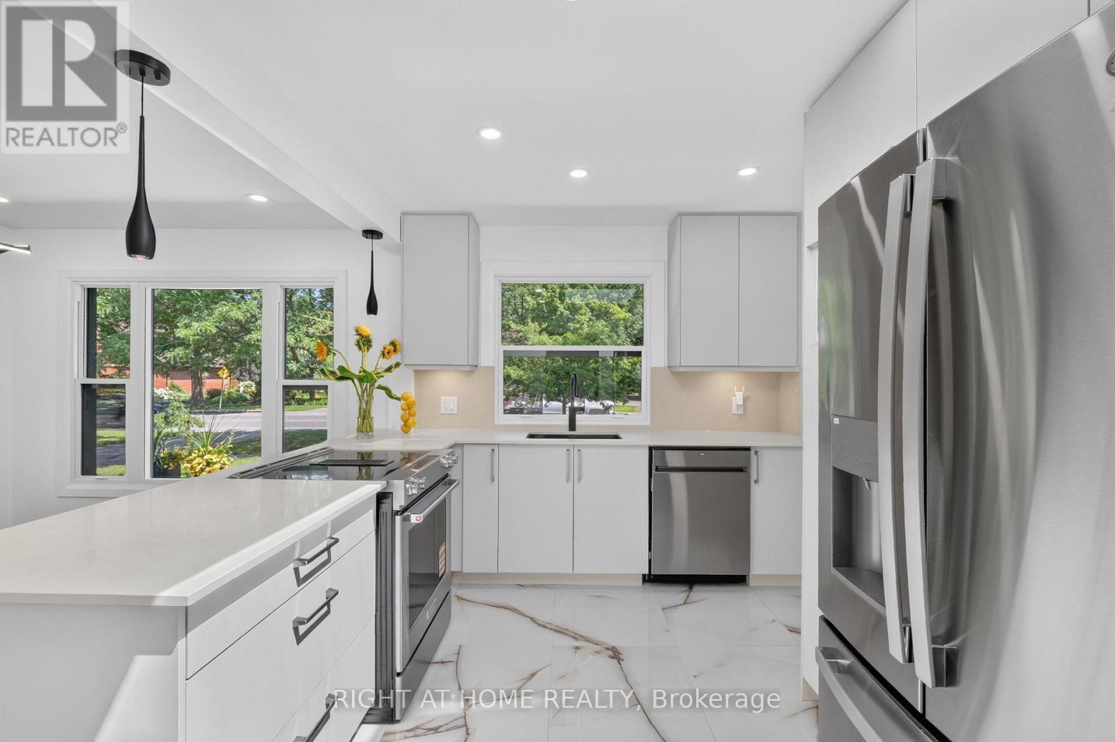 200 Island Park Drive, Ottawa, ON - Indoor Photo Showing Kitchen With Upgraded Kitchen