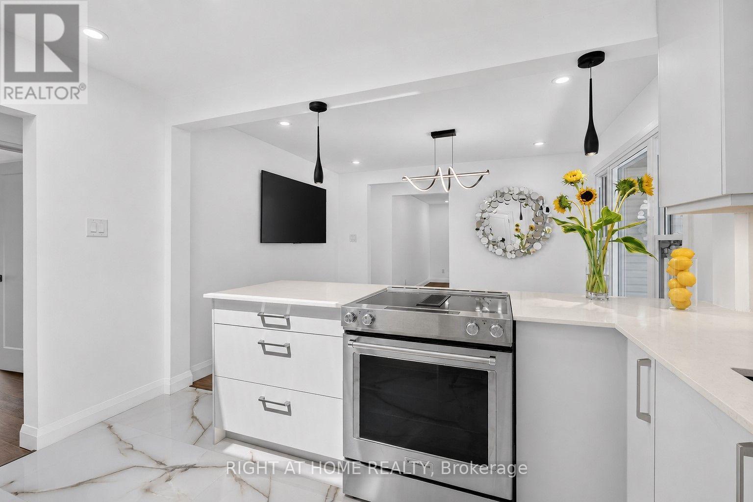 200 Island Park Drive, Ottawa, ON - Indoor Photo Showing Kitchen