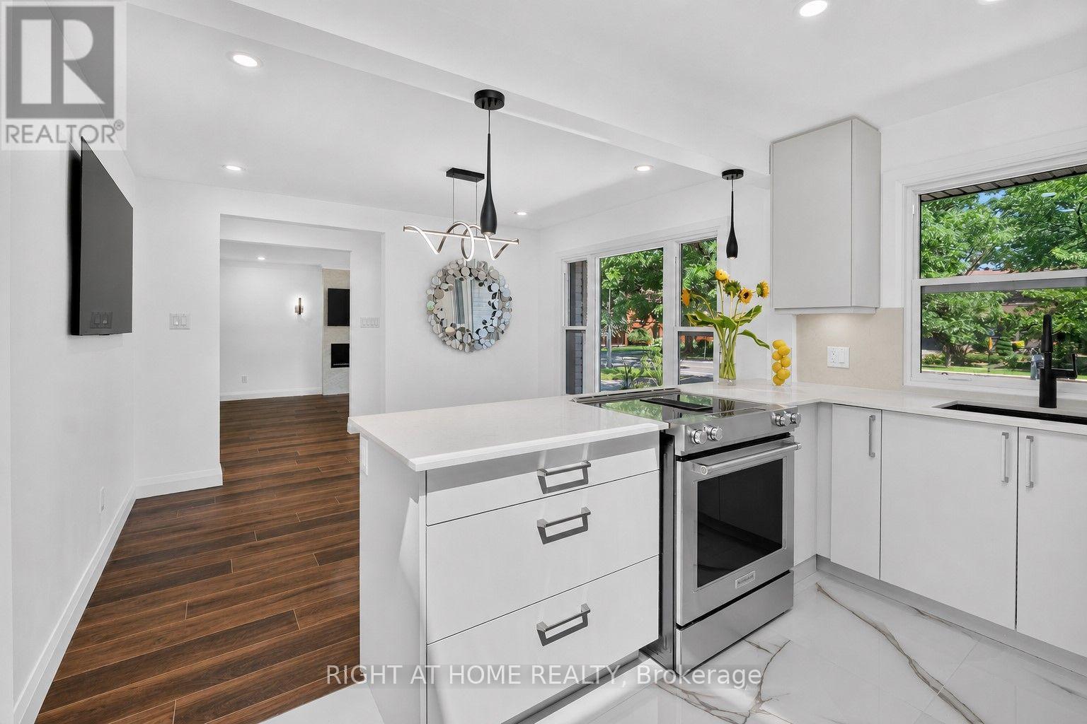 200 Island Park Drive, Ottawa, ON - Indoor Photo Showing Kitchen