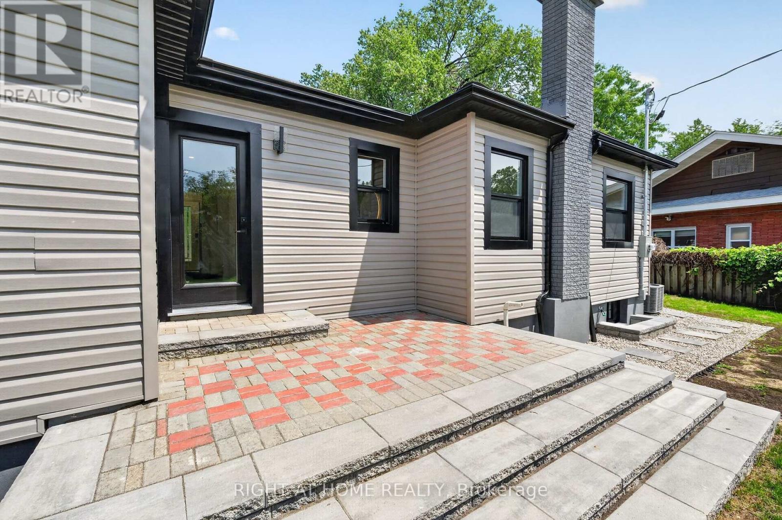 200 Island Park Drive, Ottawa, ON - Outdoor