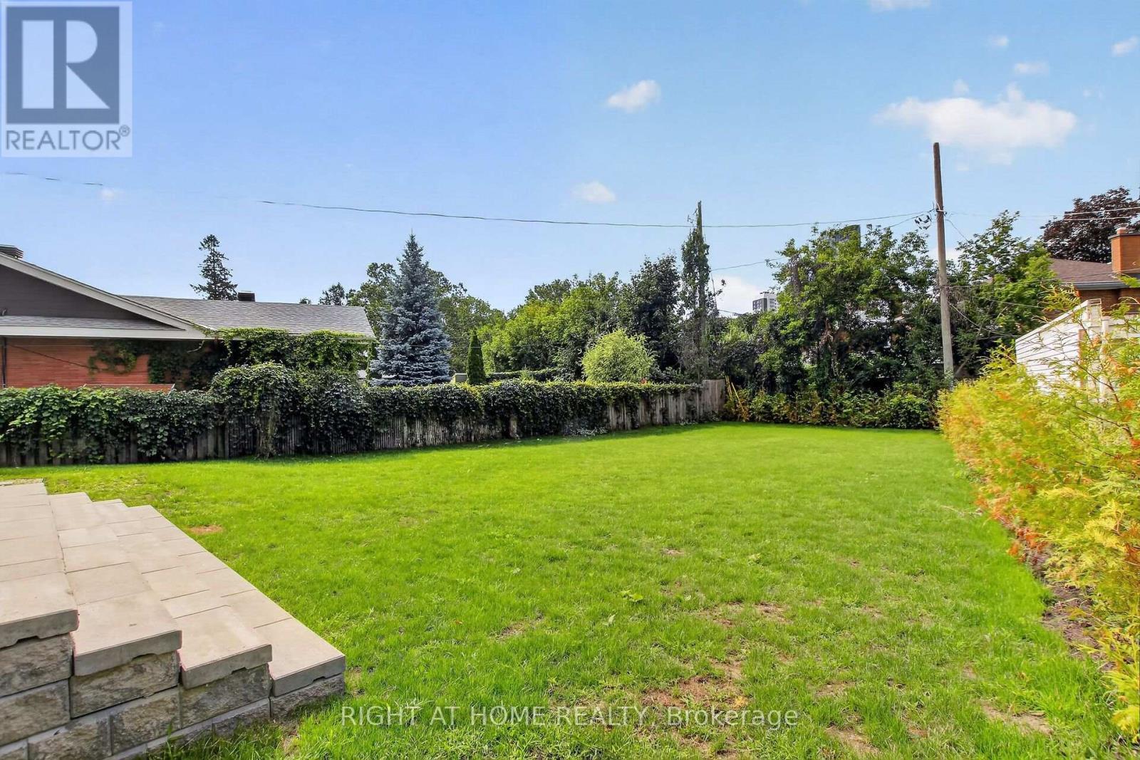 200 Island Park Drive, Ottawa, ON - Outdoor
