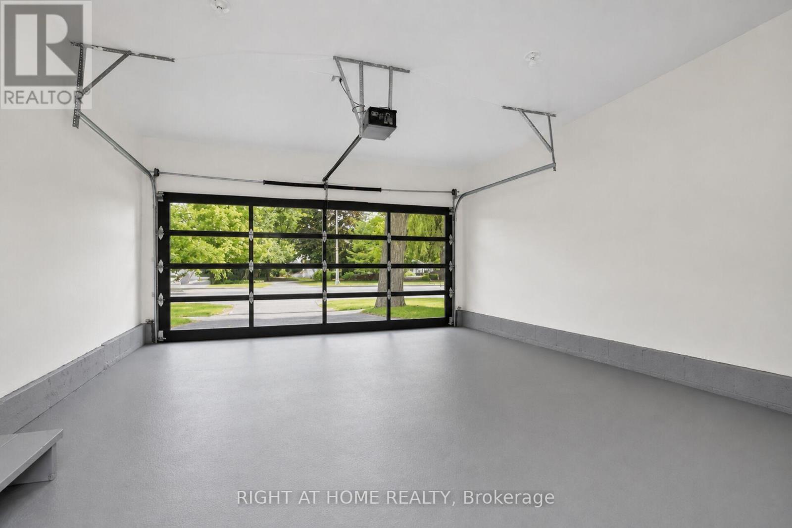 200 Island Park Drive, Ottawa, ON -