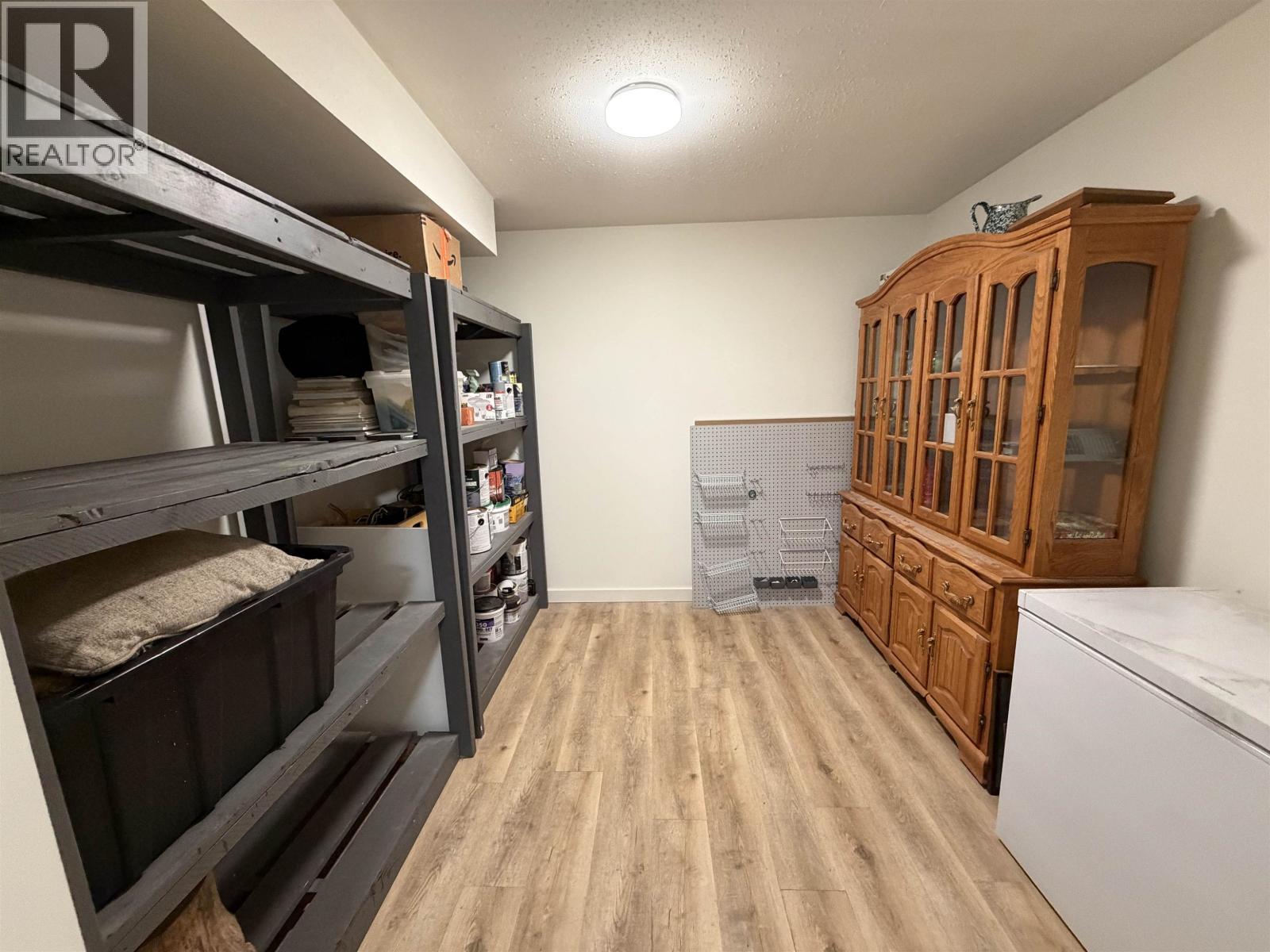 12915 Eagle Road, Telkwa, BC - Indoor