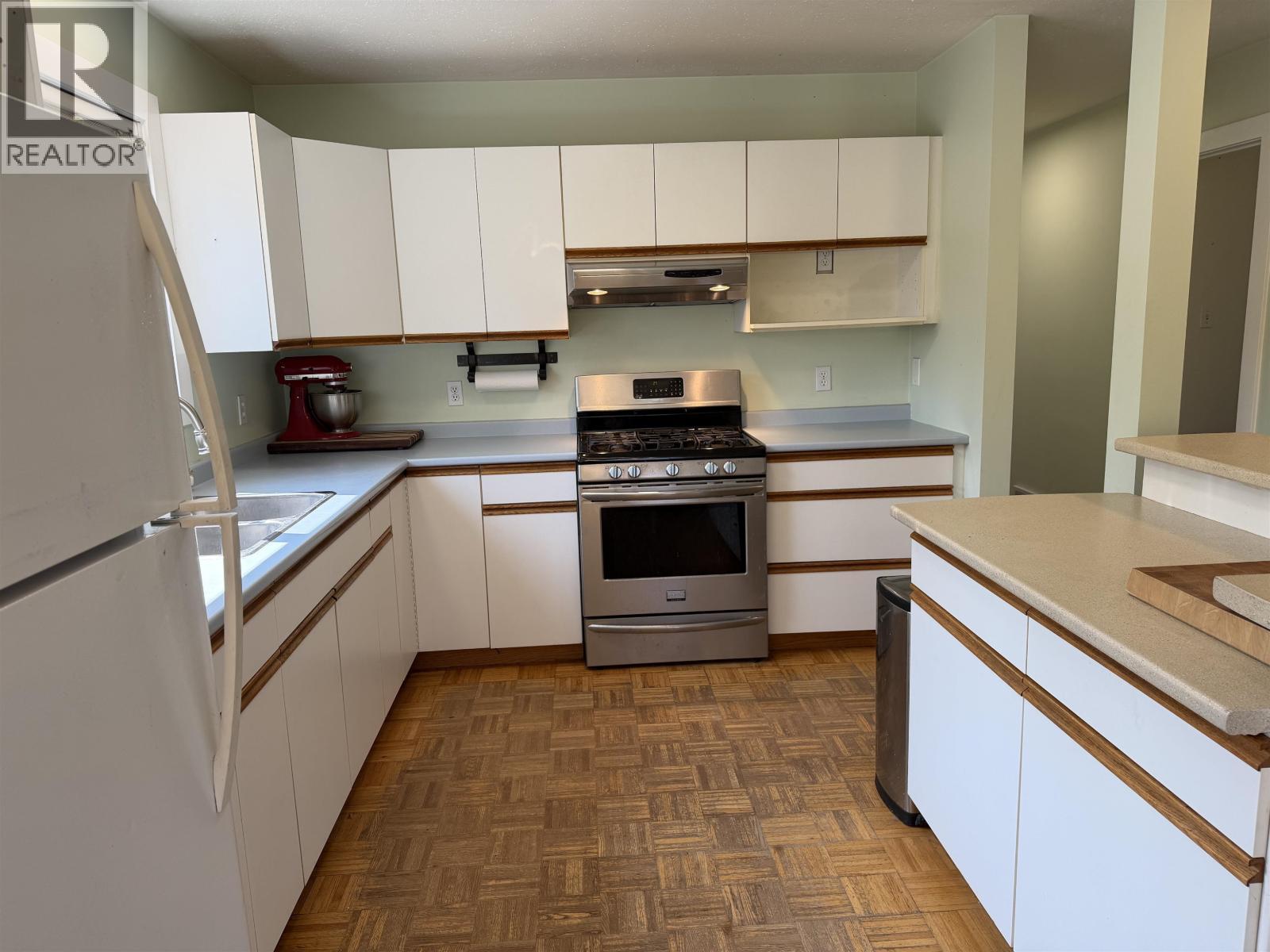 12915 Eagle Road, Telkwa, BC - Indoor Photo Showing Kitchen
