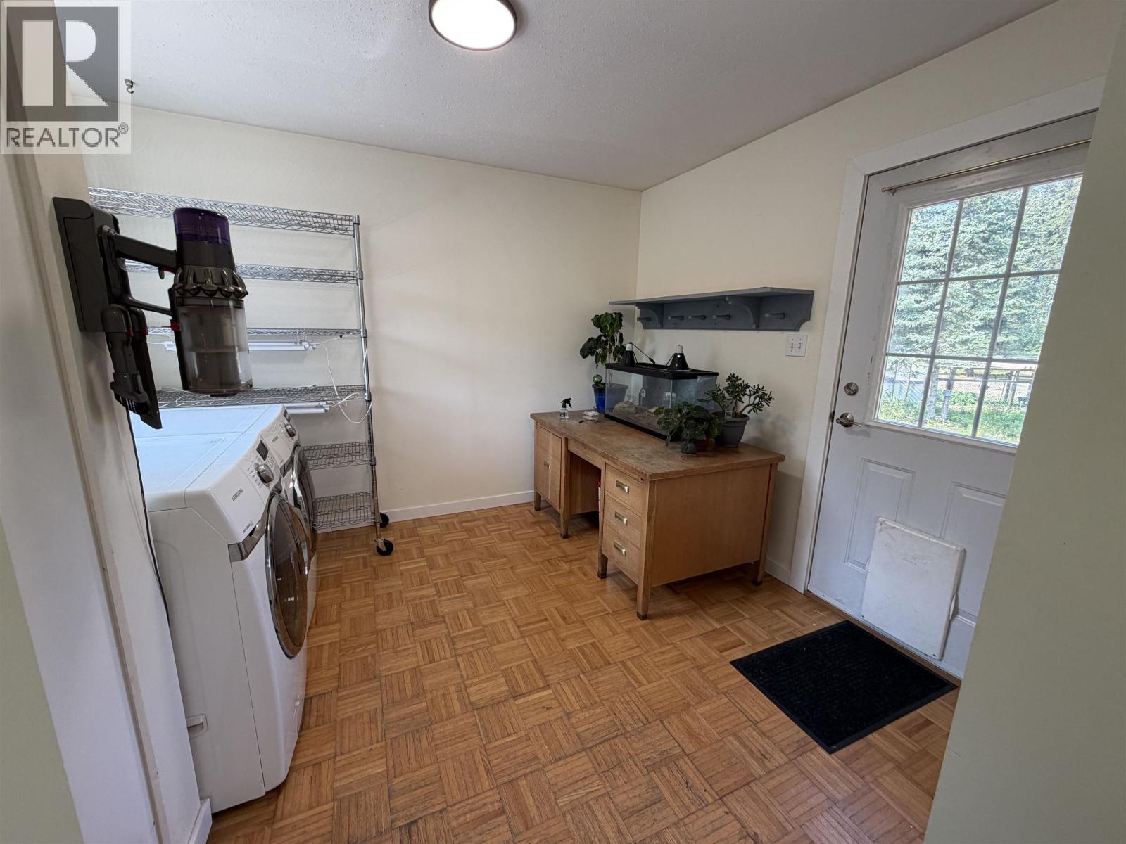 12915 Eagle Road, Telkwa, BC - Indoor